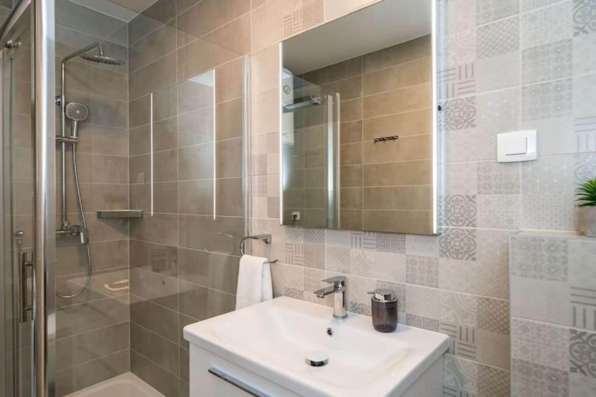 Apartment Petra & Iva - One Bedroom Apartment with Balcony - Salle de bain