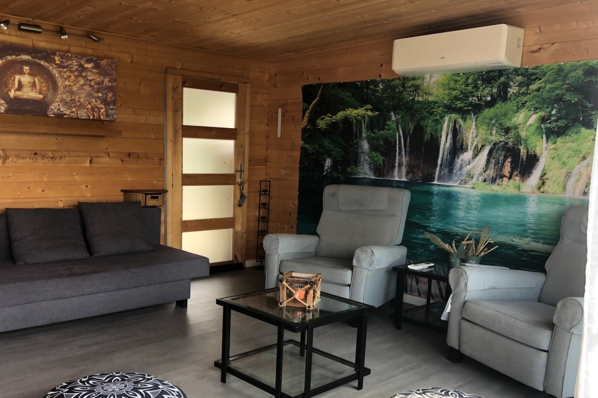 Lumina Enigma Lounge Chalet