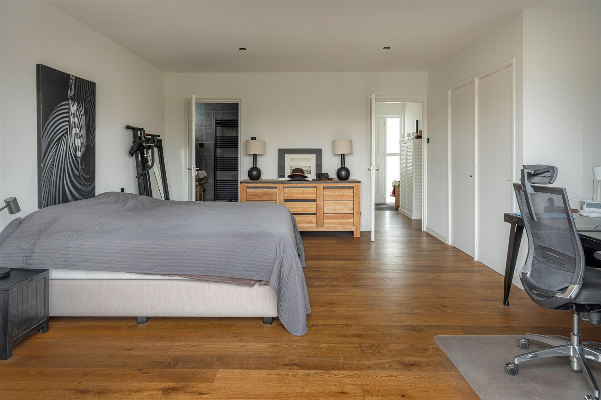 Bed Room
