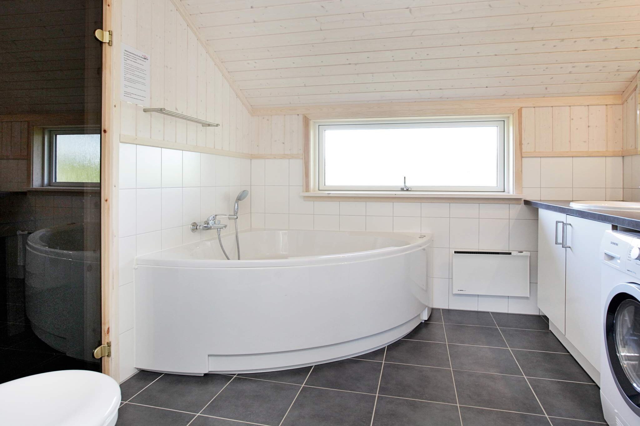 Family Baltic Villa with Alcove