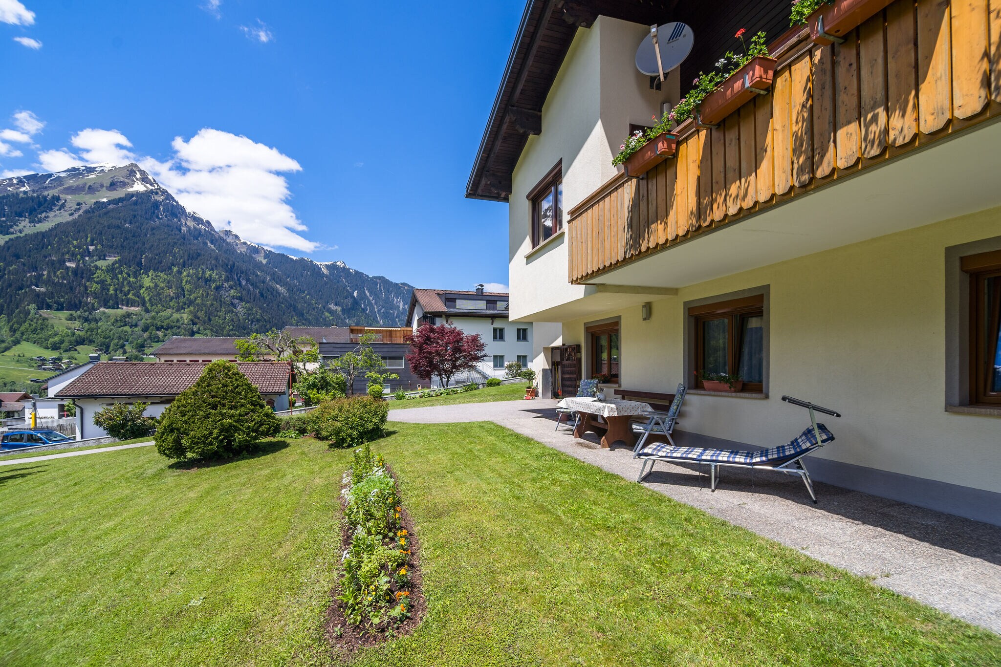 Mooi ruim vakantieappartement met balkon in St.Gallenkirch / Vorarlberg