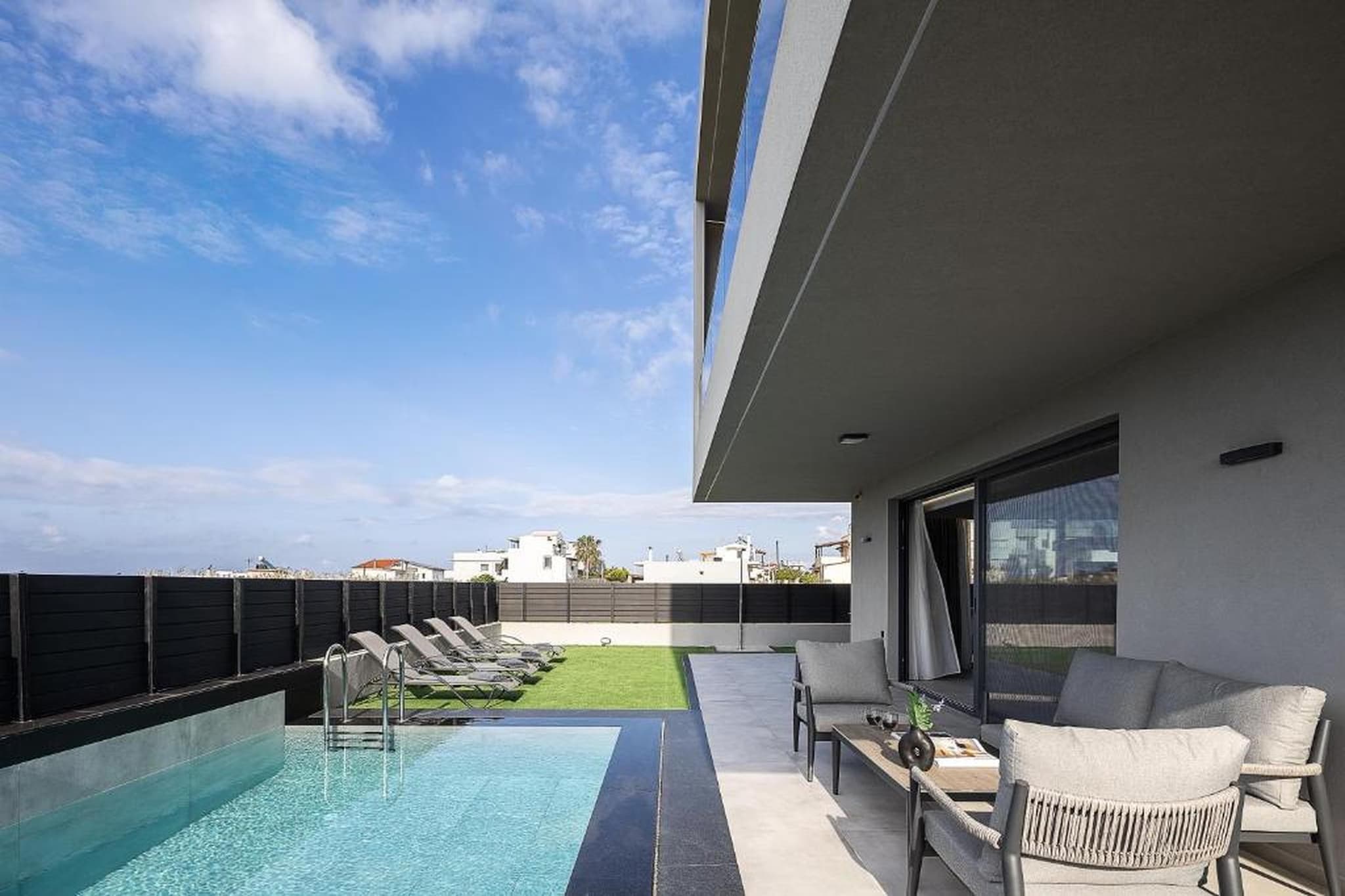 Seaview Villa with Pool & Barbecue for 8