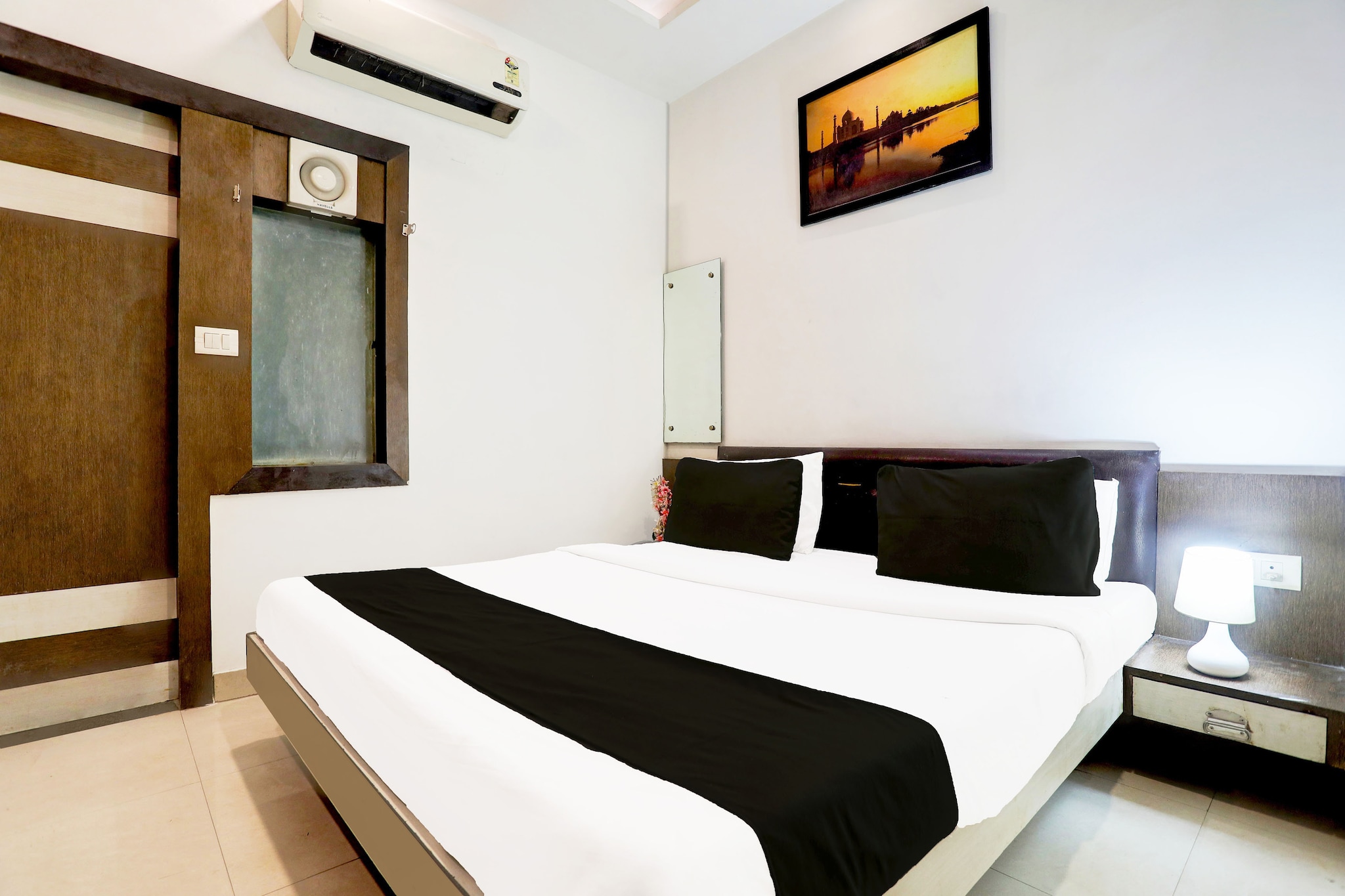 Hotel O Taj Nagri Near Taj Mahal