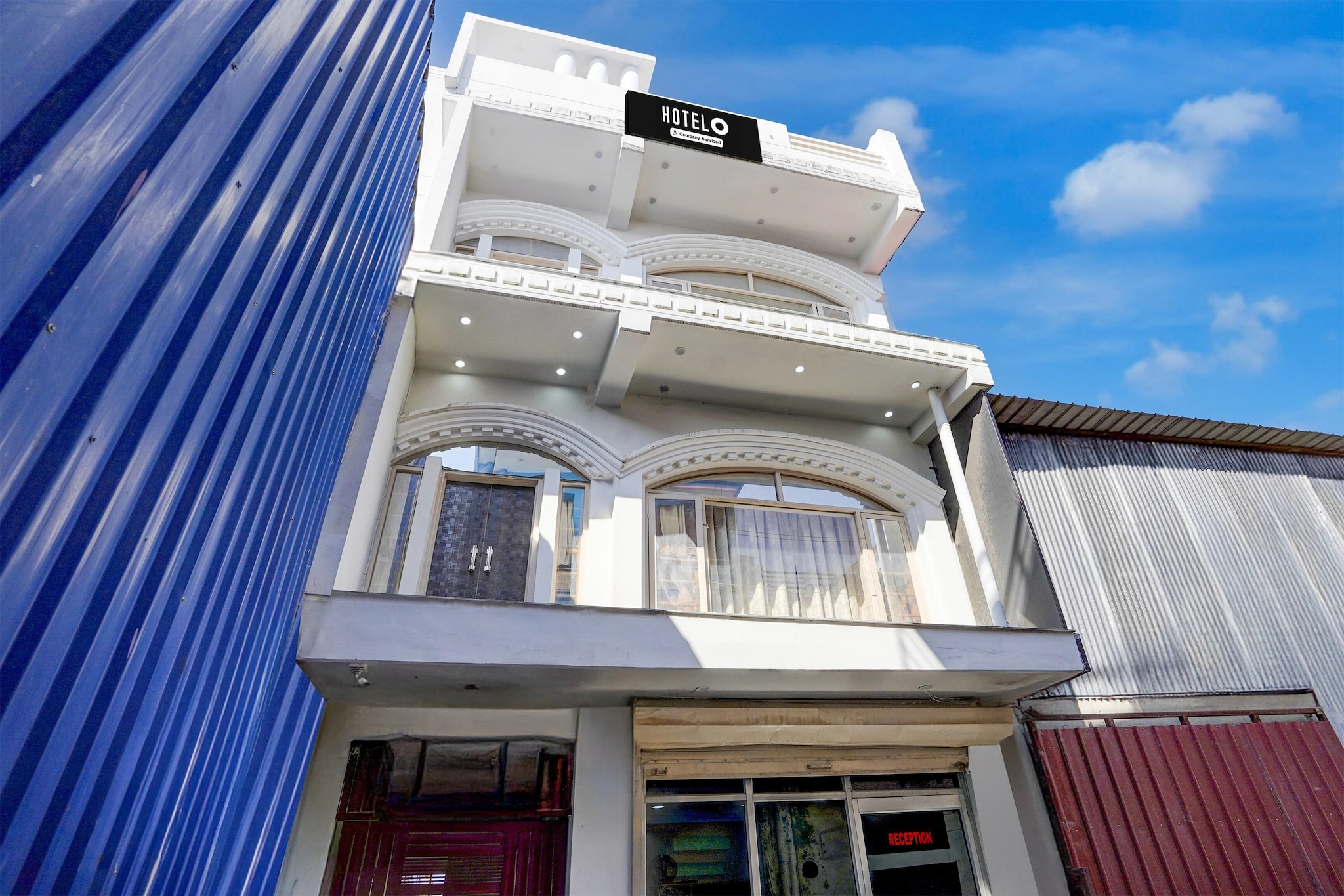 Hotel O Dehradun Railway Station