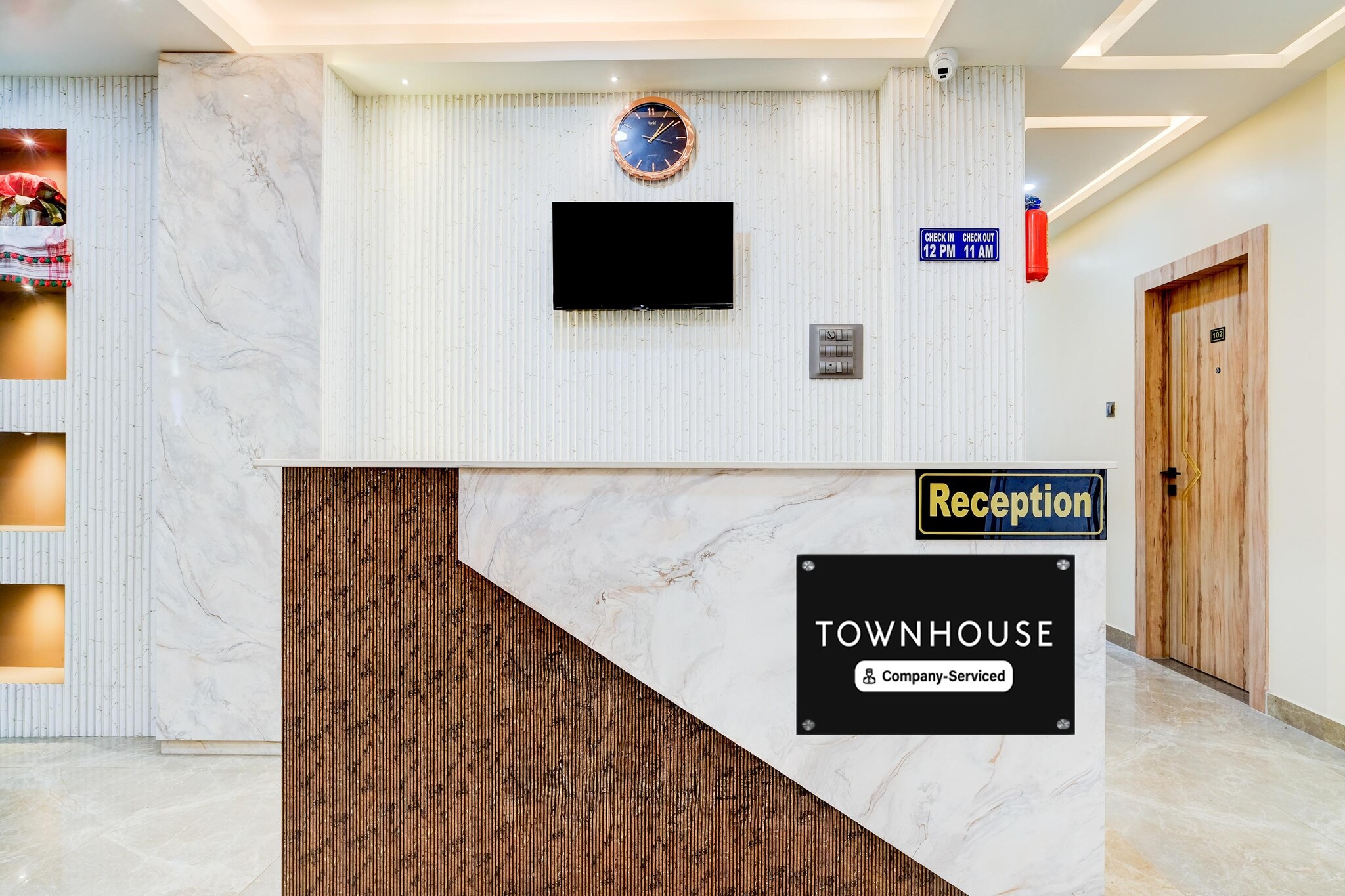 Ground floor: (bedroom(double bed, TV, seating area, air conditioning, telephone), bathroom(bathtub or shower, shower, washbasin, toilet, Towels incl., shampoo, body soap, hot water), Parking, lift, Laundry Package for a fee)