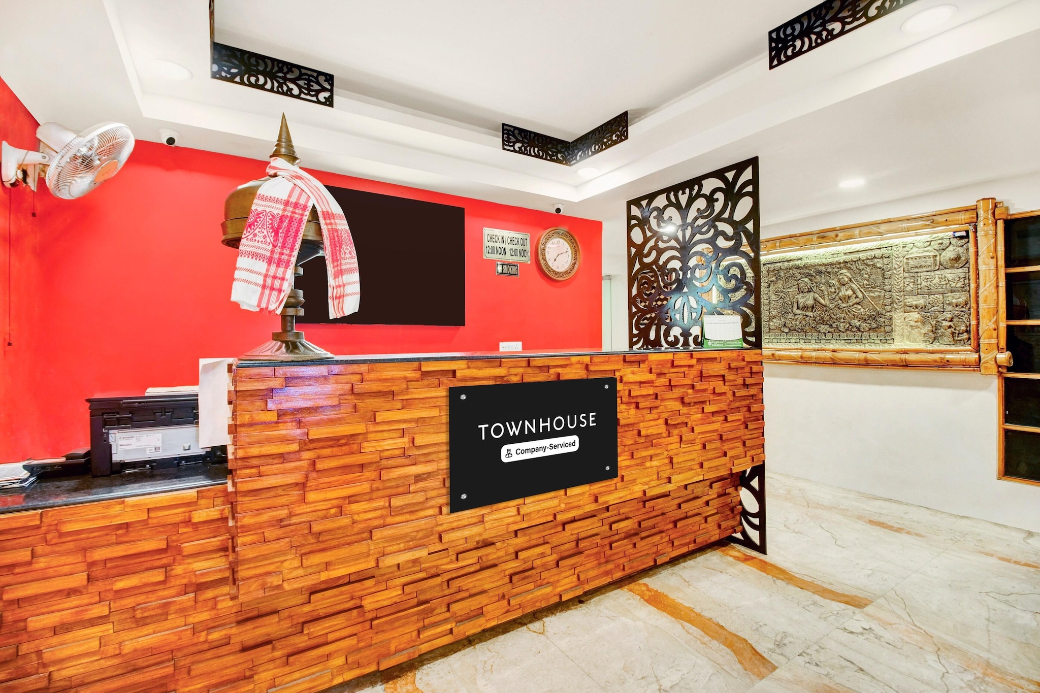 Ground floor: (bedroom(double bed, TV, seating area, air conditioning, telephone), bathroom(bathtub or shower, shower, washbasin, toilet, Towels incl., shampoo, body soap, hot water), Parking, lift, Laundry Package for a fee)