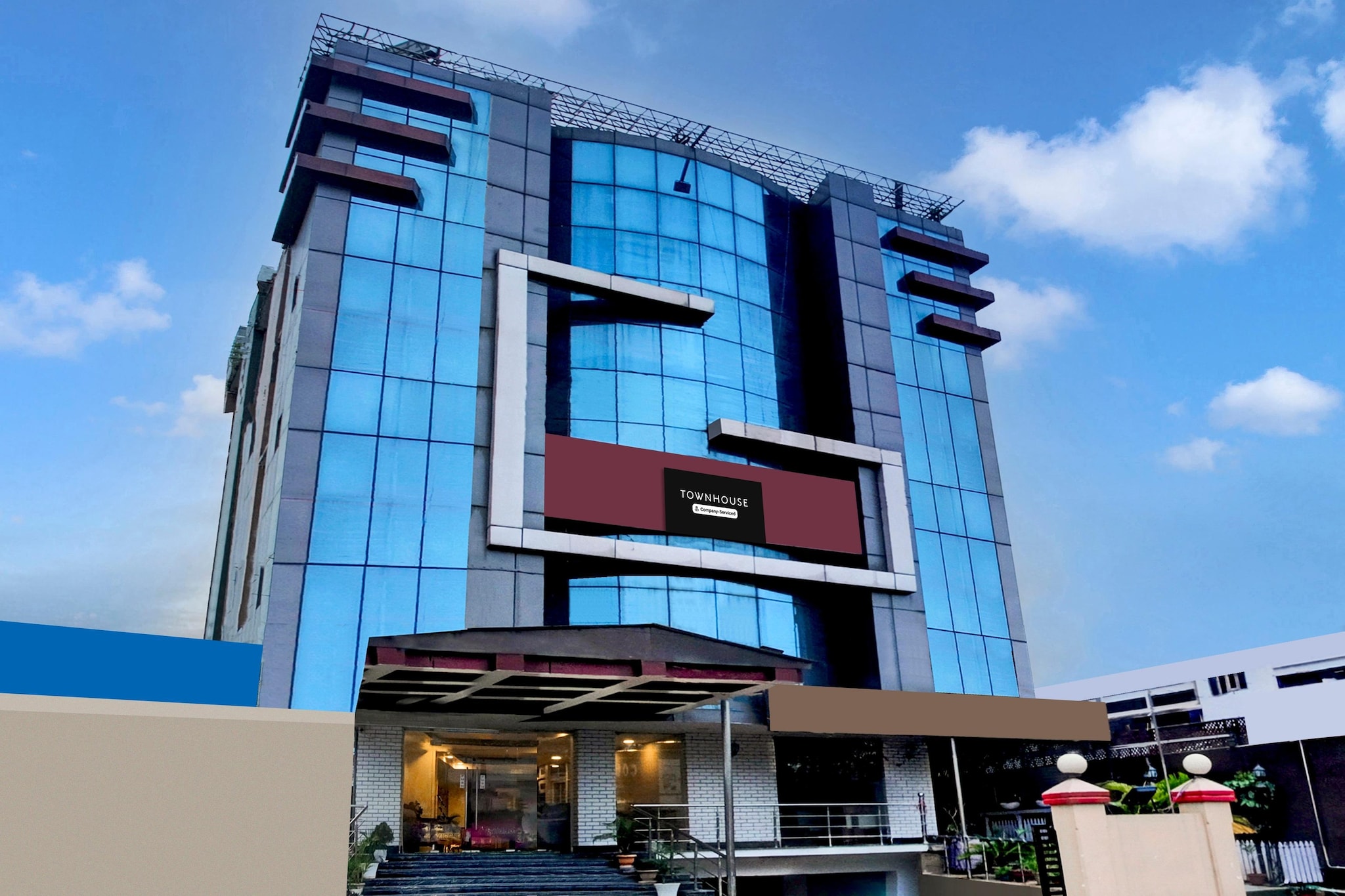 Super Townhouse Hatigaon Near Medicity
