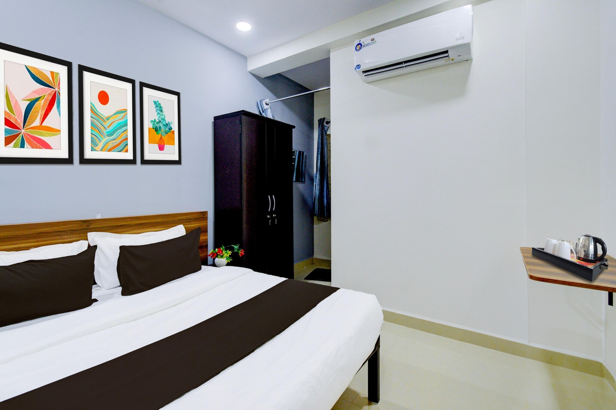 Enjoy a comfortable and hassle-free experience at our thoughtfully designed property. Each room is equipped with modern amenities, cozy bedding, and elegant decor to make you feel right at home. Located conveniently with easy access to public transport and major attractions, it's perfect for both business and leisure travelers. Cleanliness and guest comfort are our top priorities, and our team is available 24/7 to assist you throughout your stay.
Check-in is only available to guests aged 18 and above. Please provide a government-issued ID to confirm your age.
