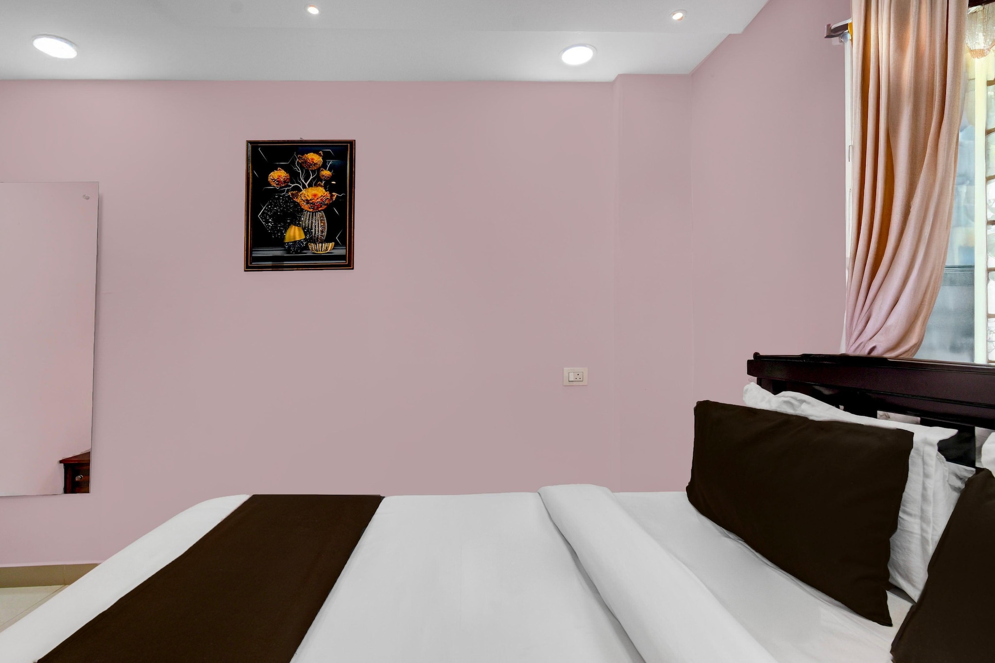 Hotel O Lakdikapul Near Birla Mandir