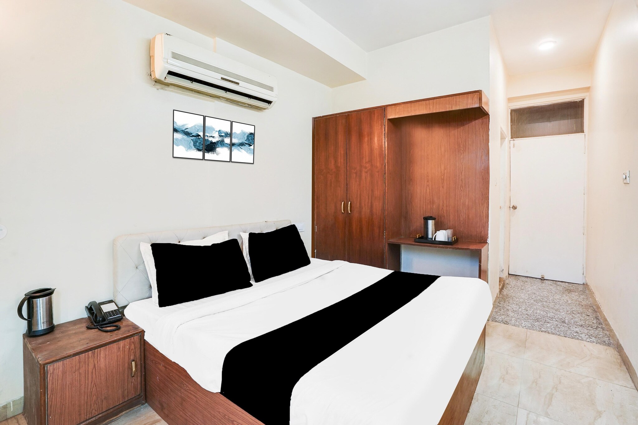 Enjoy a comfortable and hassle-free experience at our thoughtfully designed property. Each room is equipped with modern amenities, cozy bedding, and elegant decor to make you feel right at home. Located conveniently with easy access to public transport and major attractions, it's perfect for both business and leisure travelers. Cleanliness and guest comfort are our top priorities, and our team is available 24/7 to assist you throughout your stay.
Unmarried couples are warmly welcome at this property.
Guests with local ID proof are warmly welcome.
Foreign guests are welcome and allowed to stay at this property without any restrictions
Early Check-In Policy: A full day’s room rate will be charged for check-ins before 6:00 AM. Complimentary early check-in is available between 6:00 AM and 10:00 AM, subject to room availability.
Check-in is only available to guests aged 18 and above. Please provide a government-issued ID to confirm your age.