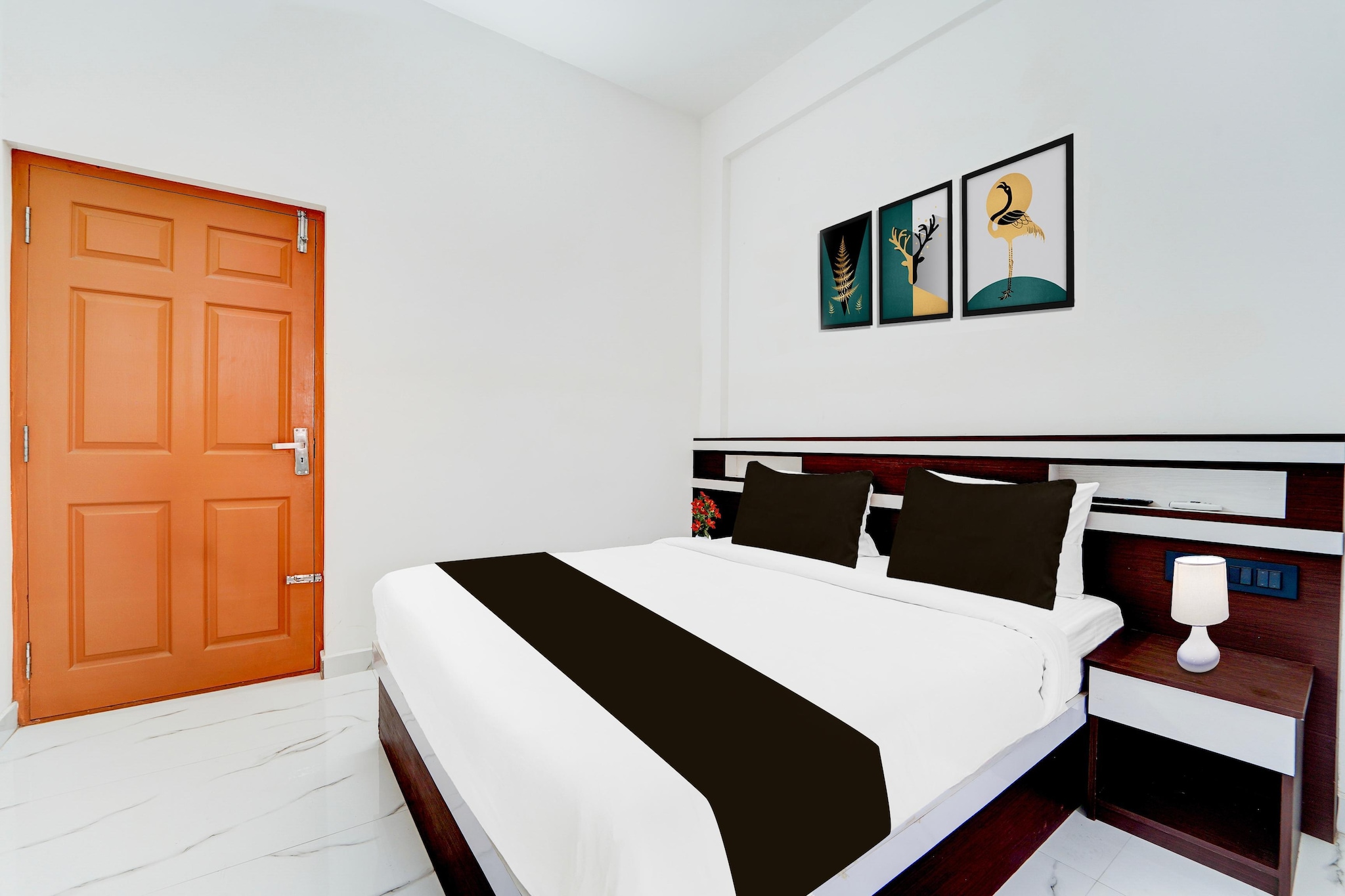 Deluxe Super Hotel O North