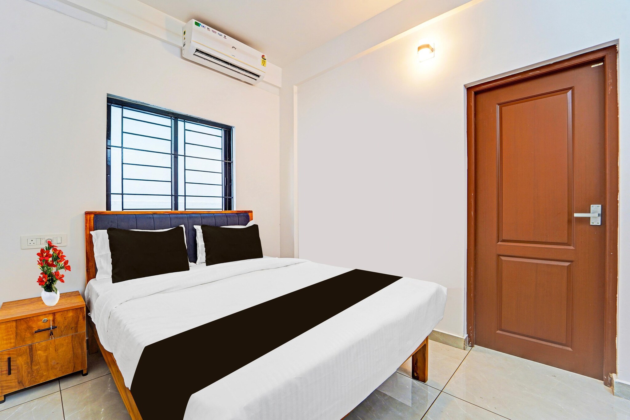 Enjoy a comfortable and hassle-free experience at our thoughtfully designed property. Each room is equipped with modern amenities, cozy bedding, and elegant decor to make you feel right at home. Located conveniently with easy access to public transport and major attractions, it's perfect for both business and leisure travelers. Cleanliness and guest comfort are our top priorities, and our team is available 24/7 to assist you throughout your stay.
Unmarried couples are warmly welcome at this property.
Guests with local ID proof are warmly welcome.
Foreign guests are welcome and allowed to stay at this property without any restrictions
Early Check-In Policy: A full day’s room rate will be charged for check-ins before 6:00 AM. Complimentary early check-in is available between 6:00 AM and 10:00 AM, subject to room availability.
Check-in is only available to guests aged 18 and above. Please provide a government-issued ID to confirm your age.