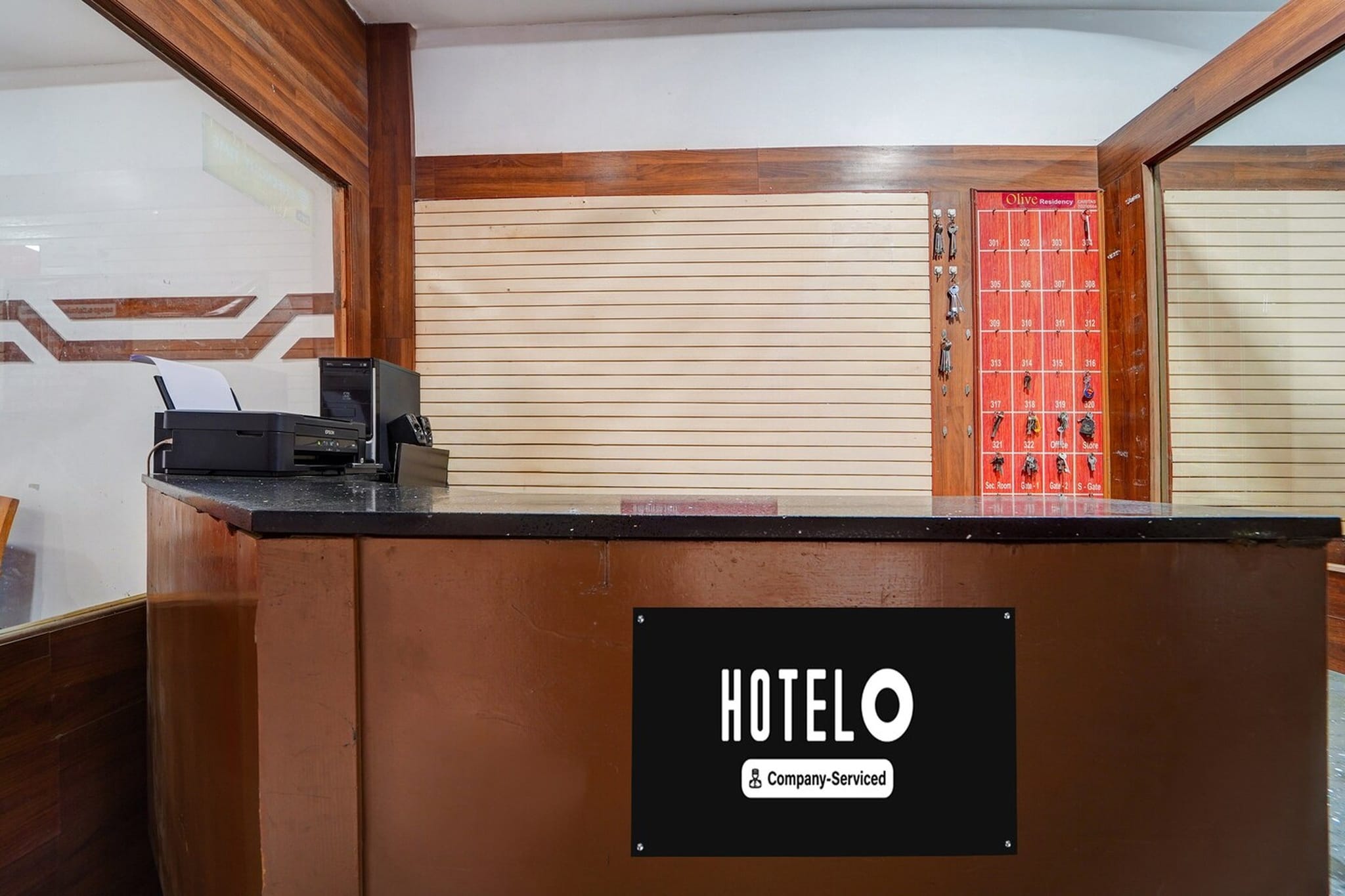 Comfortable Accommodations: Super Hotel O Kottayam Near Caritas Hospital in Kottayam offers family rooms with air-conditioning, private bathrooms, work desks, and free WiFi throughout the property.
Convenient Facilities: Guests enjoy a lounge, lift, 24-hour front desk, housekeeping service, room service, and free on-site parking.
Nearby Attractions: Located 77 km from Cochin International Airport, the hotel is close to Ettumanoor Mahadeva Temple (4 km), Kottayam Railway Station (8 km), and Kumarakom Bird Sanctuary (23 km).
Guest Satisfaction: Guests appreciate the room cleanliness, attentive staff, and excellent service support.
Unmarried couples are warmly welcome at this property.
Guests with local ID proof are warmly welcome.
Apologies, but we are currently unable to host foreign nationals at this property.
Early Check-In Policy: A full day’s room rate will be charged for check-ins before 6:00 AM. Complimentary early check-in is available between 6:00 AM and 10:00 AM, subject to room availability.
Check-in is only available to guests aged 18 and above. Please provide a government-issued ID to confirm your age.