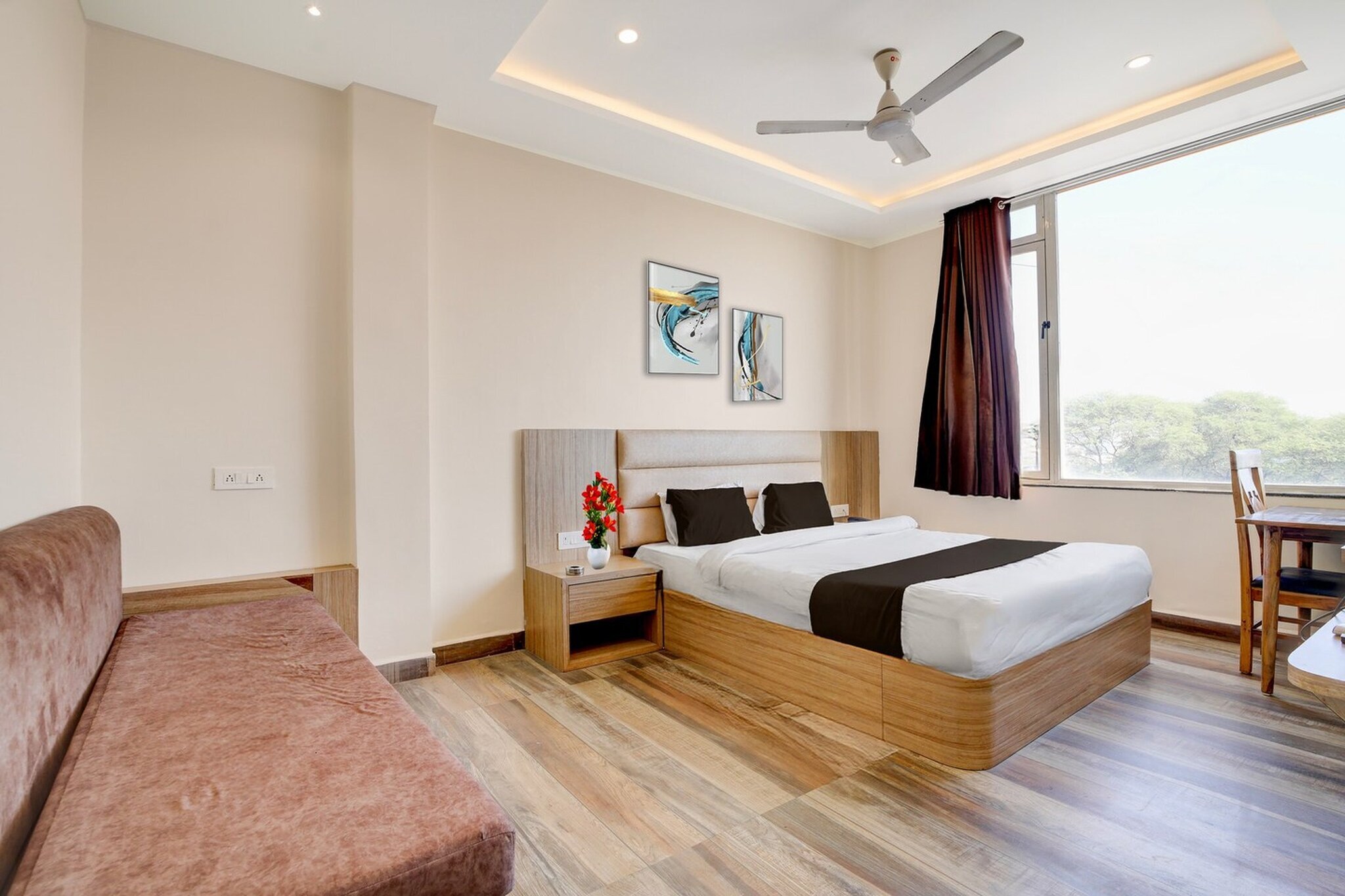 Townhouse Mahamrityunjay Dwar Ujjain