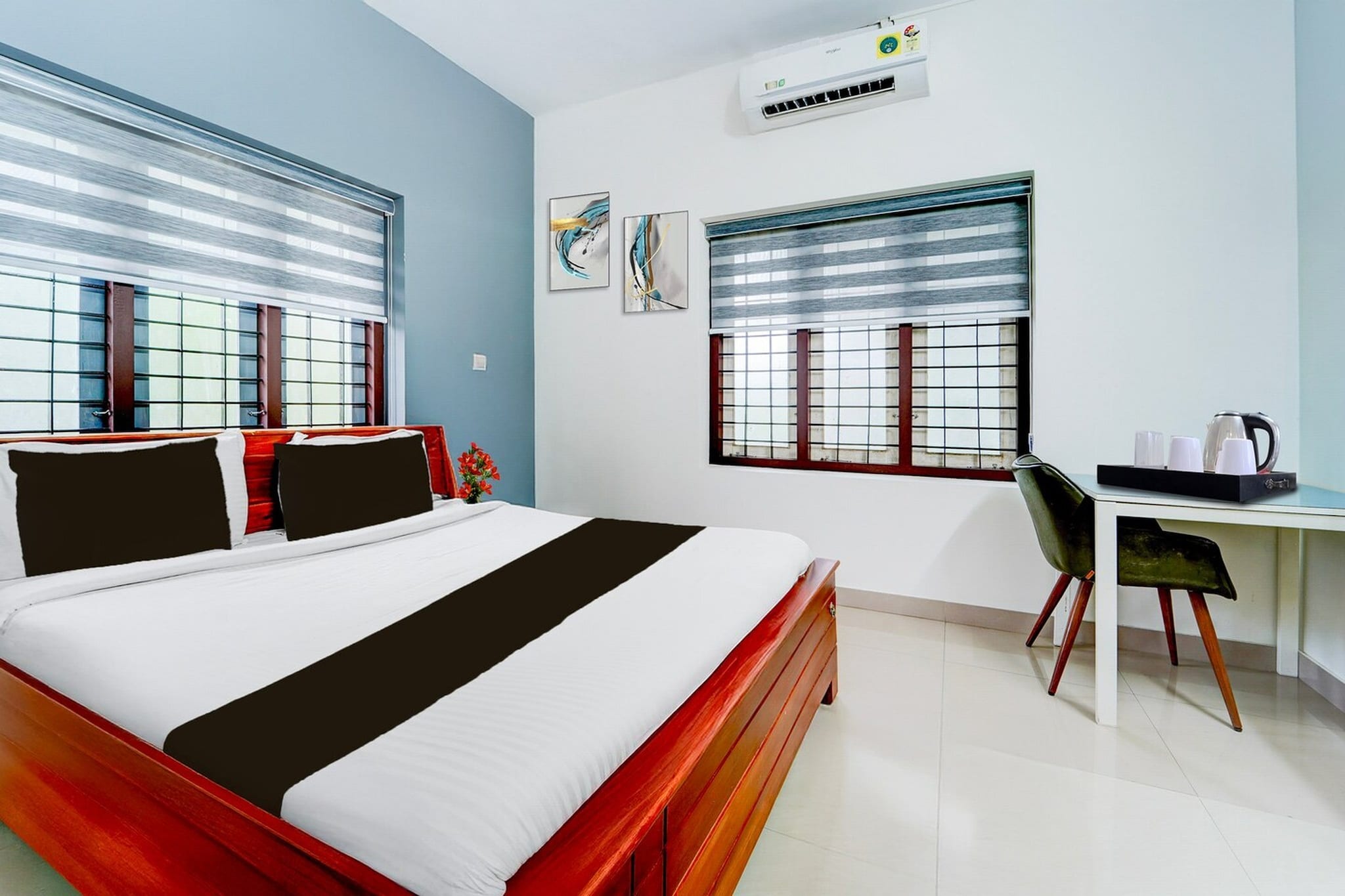 Comfortable Accommodations: Hotel O Kazhakootam in Trivandrum offers family rooms with air-conditioning, private bathrooms, work desks, and seating areas. Each room includes free toiletries, a bath or shower, TV, tiled floors, and a wardrobe.

Essential Facilities: Guests enjoy free WiFi throughout the property, a 24-hour front desk, shared kitchen, housekeeping service, room service, and luggage storage. Additional amenities include air-conditioning, private bathrooms, work desks, seating areas, free toiletries, bath or shower, TV, tiled floors, and wardrobes.

Convenient Location: Located 13 km from Thiruvananthapuram International Airport, the hotel is near attractions such as Sree Padmanabhaswamy Temple (14 km), Napier Museum (15 km), and Kerala Science and Technology Museum (14 km).

Unmarried couples are warmly welcome at this property.              
Guests with local ID proof are warmly welcome.
Early Check-In Policy: A full day’s room rate will be charged for check-ins before 6:00 AM. Complimentary early check-in is available between 6:00 AM and 10:00 AM, subject to room availability.

Check-in is only available to guests aged 18 and above. Please provide a government-issued ID to confirm your age.
