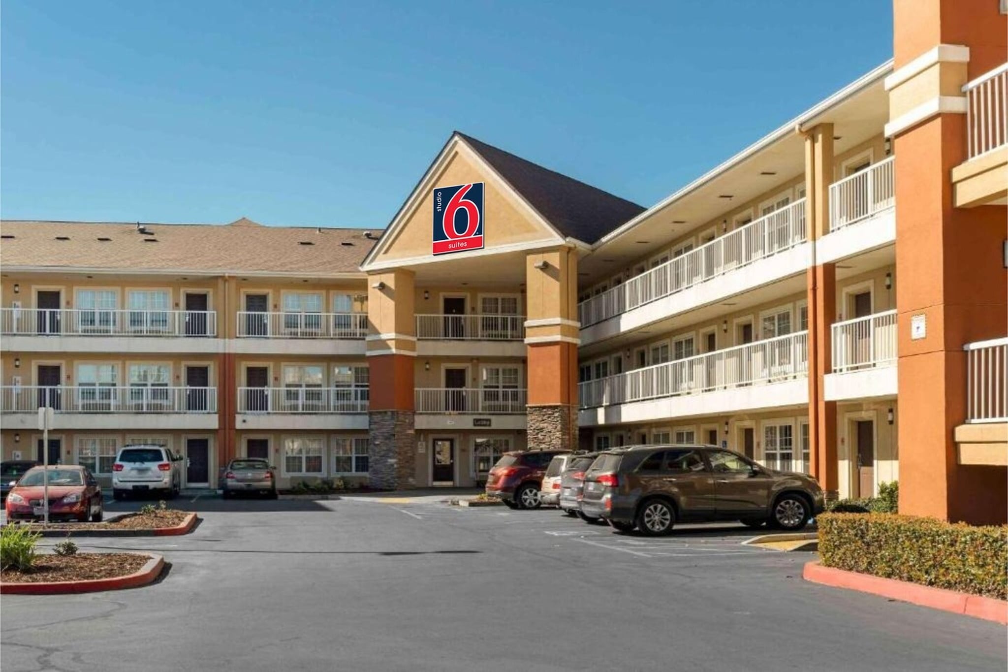 Exterior Summer