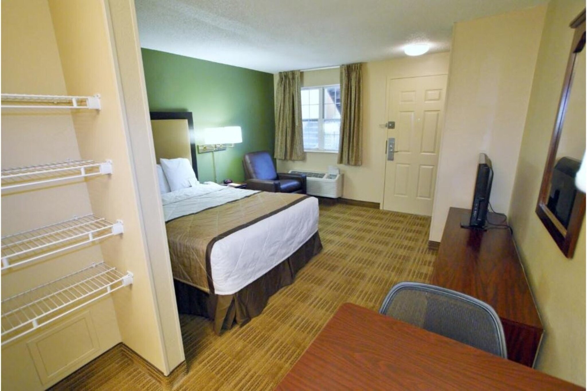Bed Room