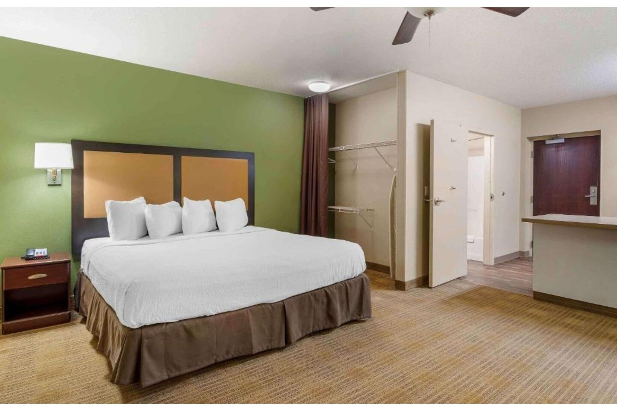 Bed Room