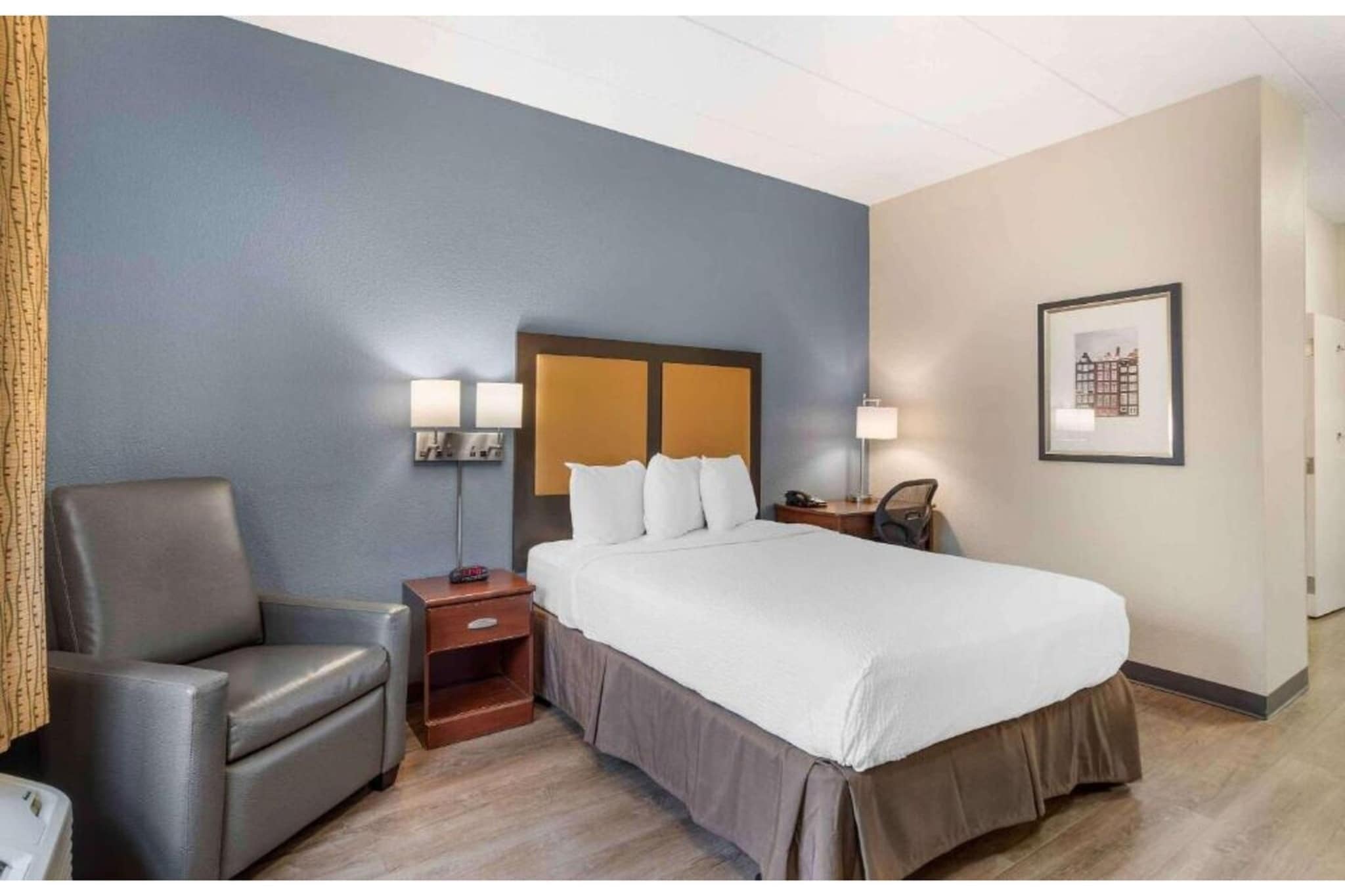 Bed Room