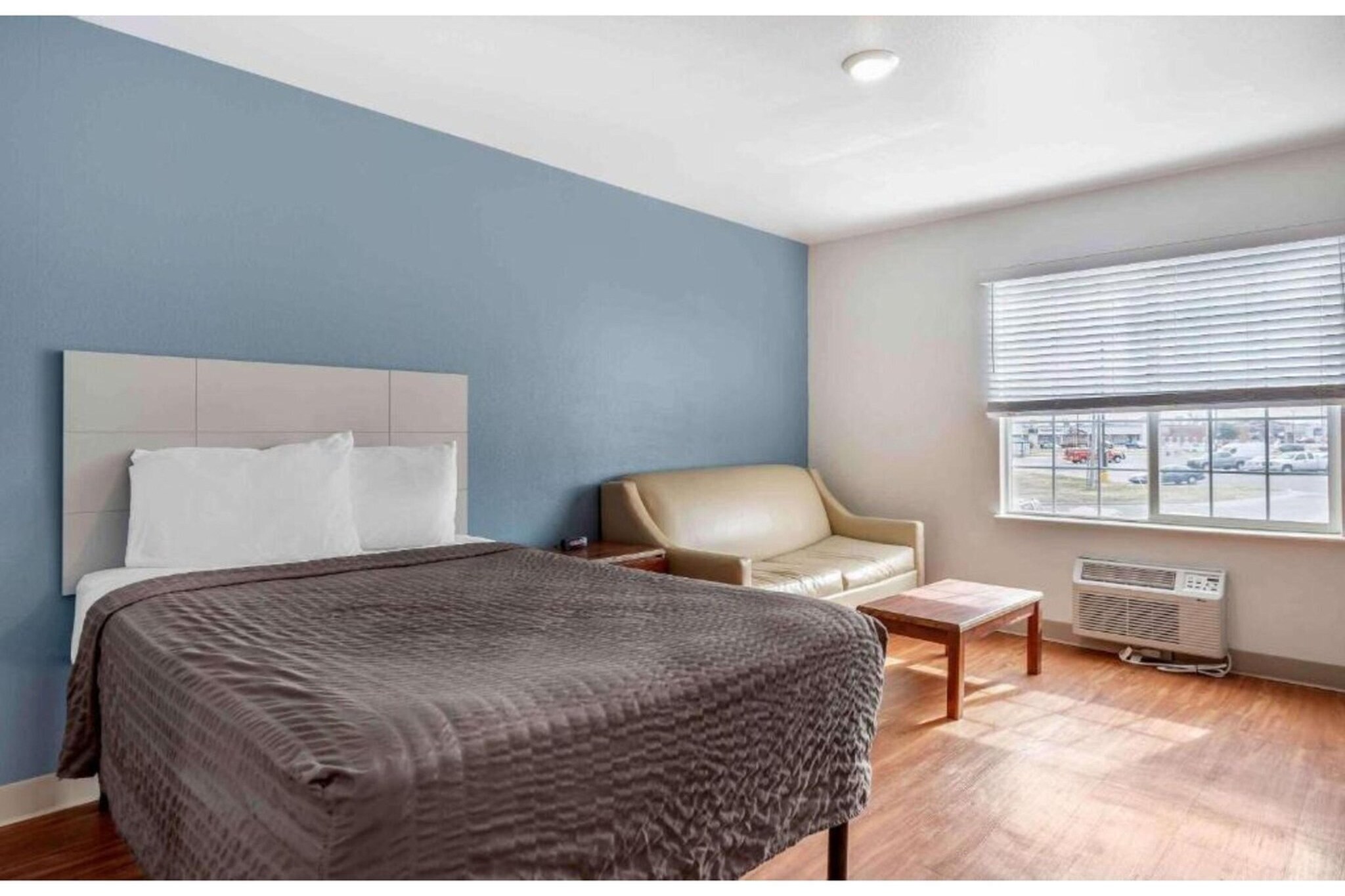 Bed Room