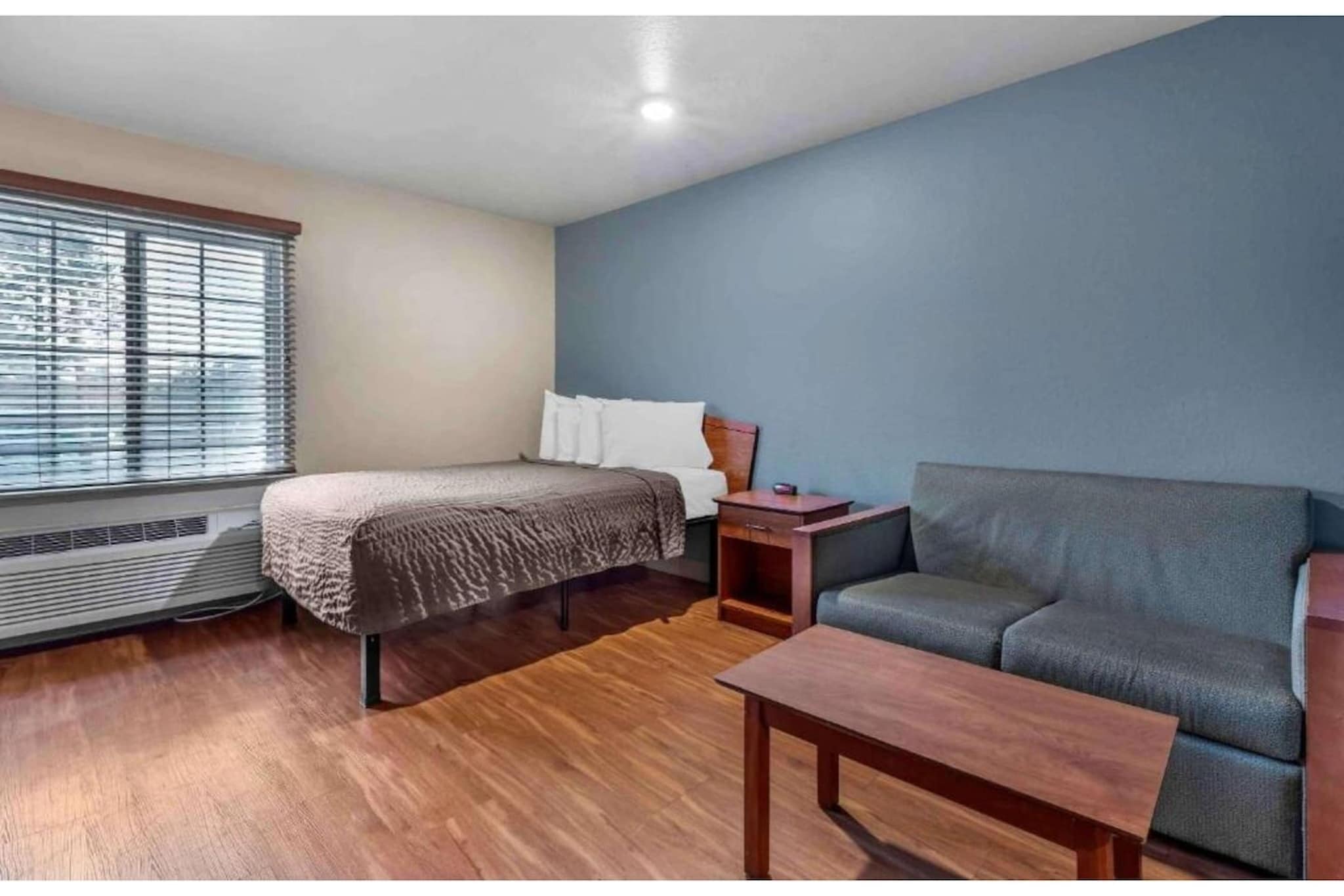 Bed Room