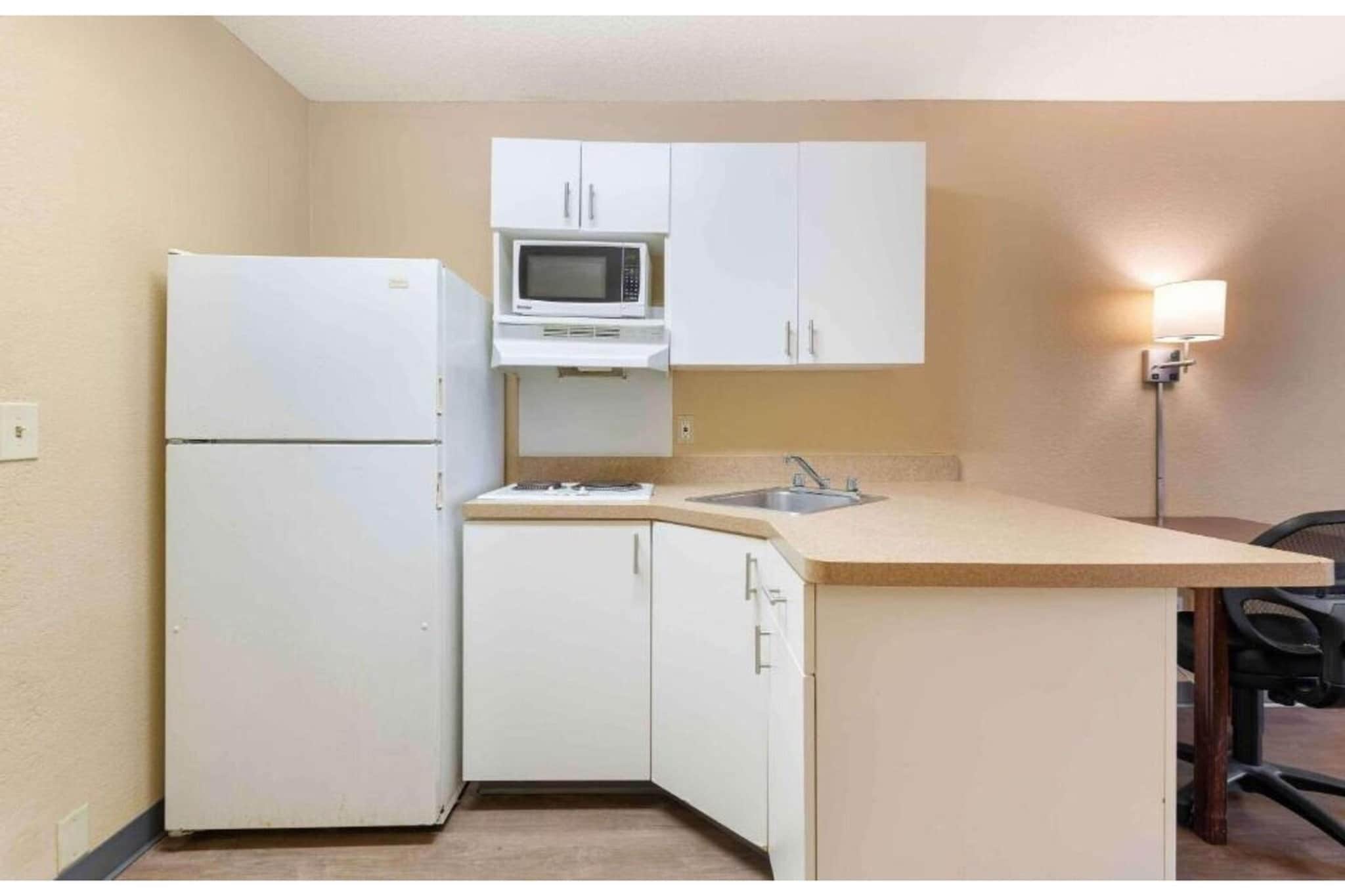 1 King Bed | Suite, Nsmk, Kitchen, Sofa-Bed