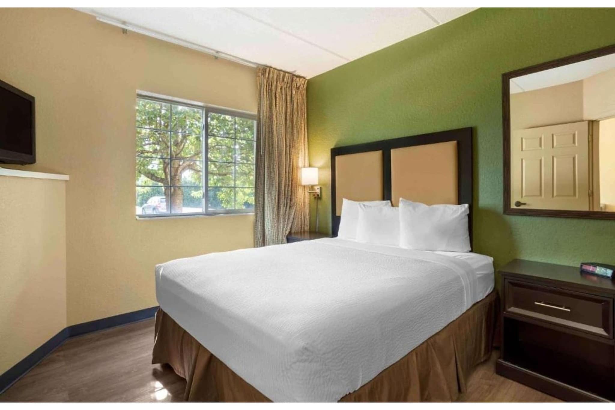 Bed Room