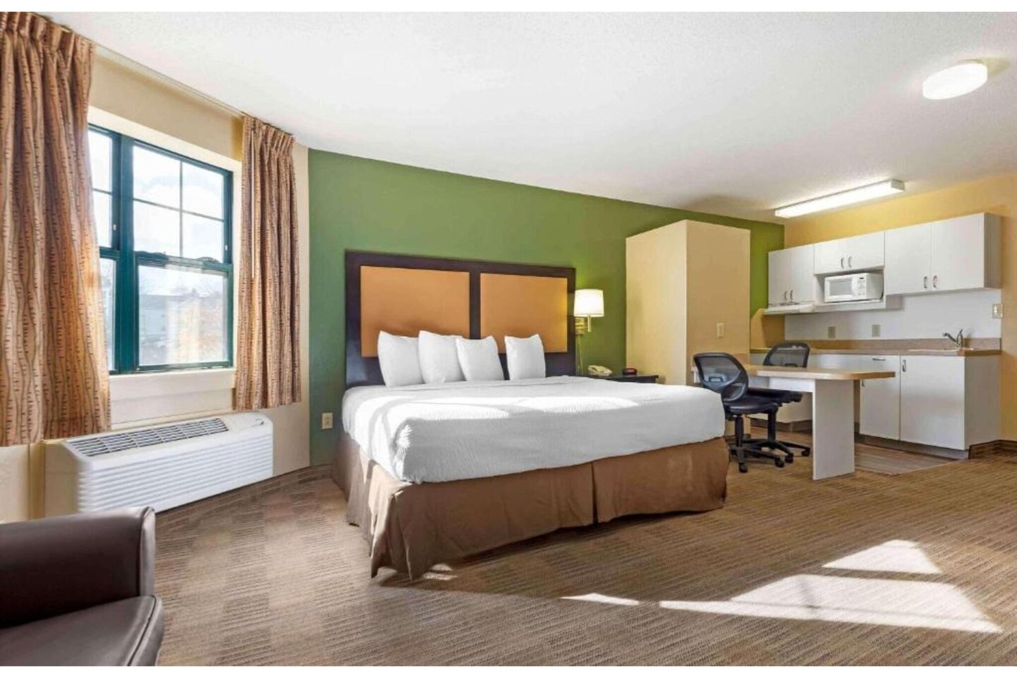 Bed Room
