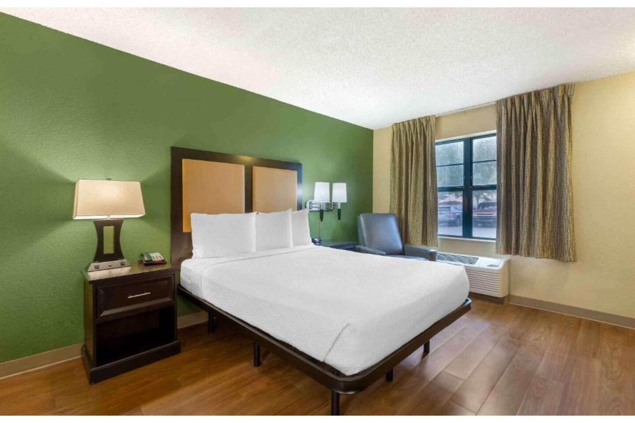 Bed Room