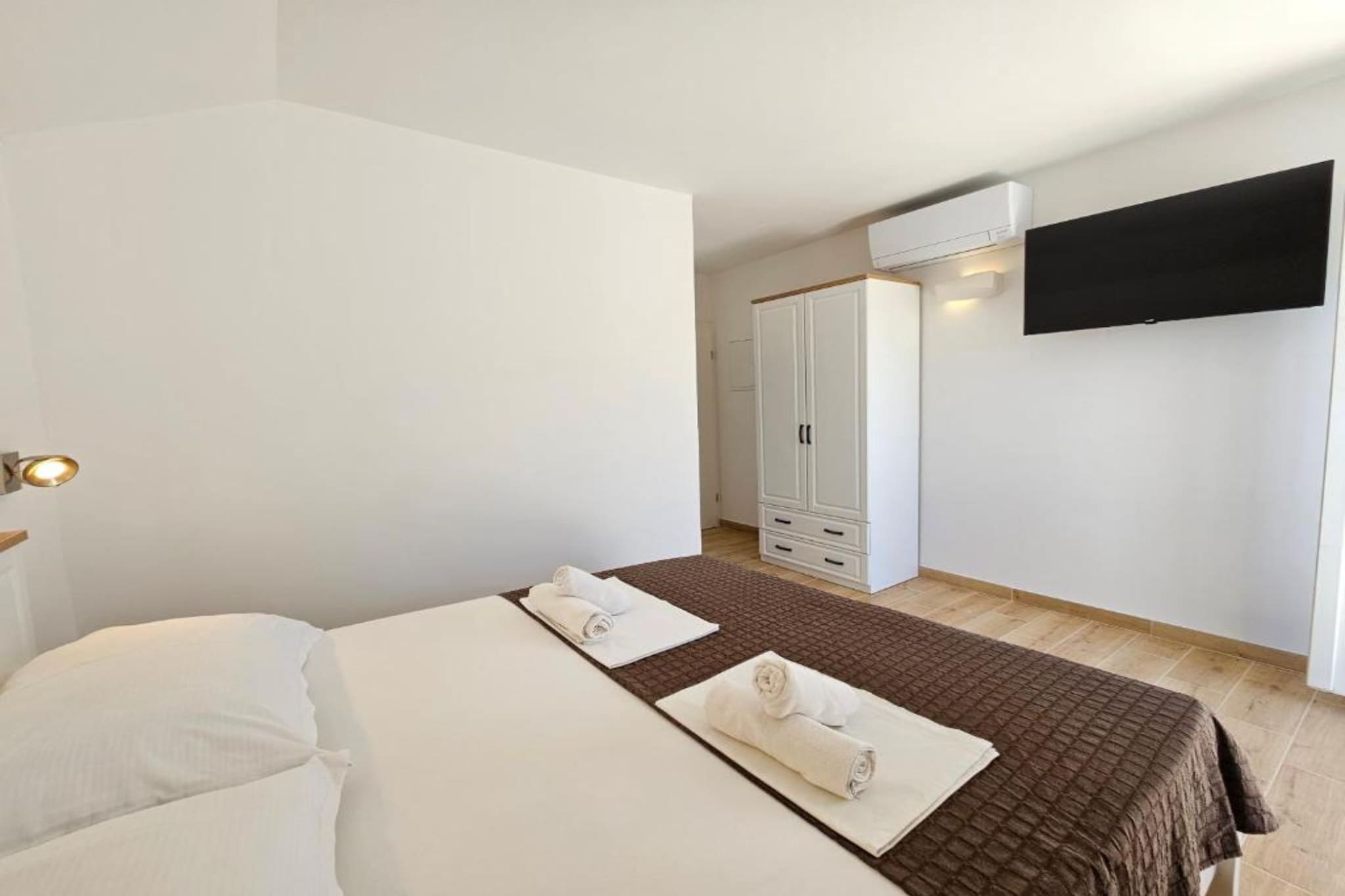 Adriatic Guesthouse Balota - Bungalow with Terrace 1 - Slaapkamer
