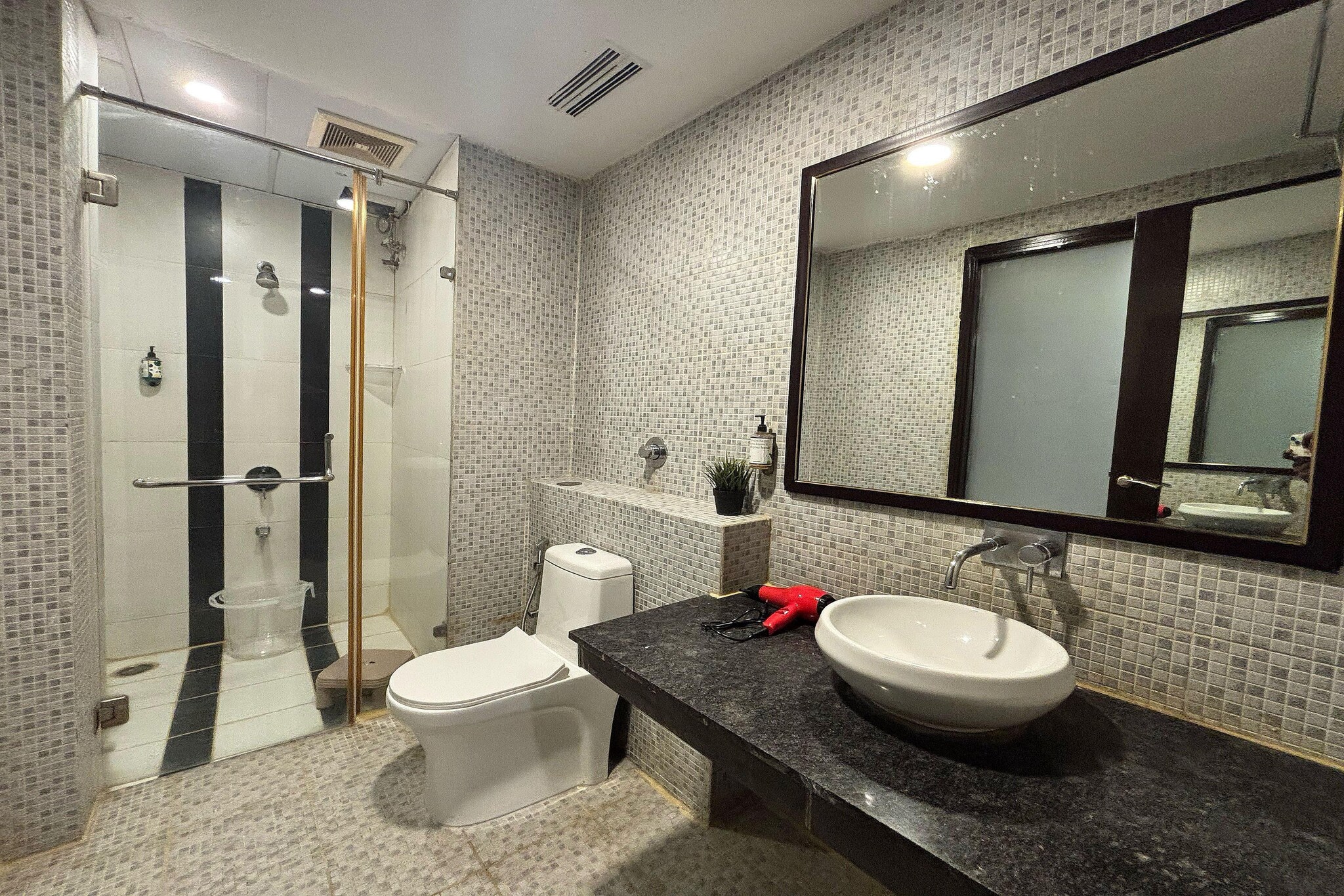 Palette Hotel And Resort Banjara Hills