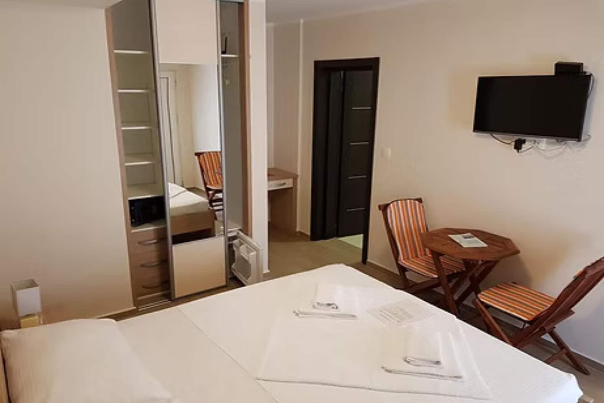 Residence Maša- Standard Twin Room S3