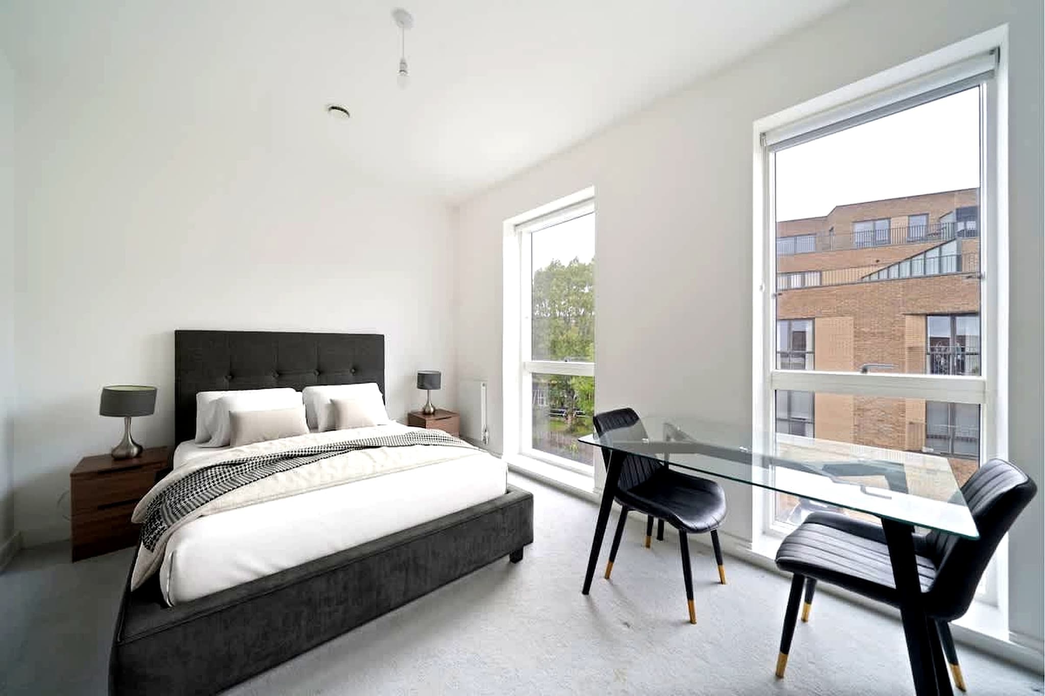 Bed Linen, Fan, Hot Water, Wardrobe, Kitchen(stove, electric kettle, toaster, coffee machine, oven, microwave, dishwasher, fridge-freezer, Blender, dishes and cutlery, Baking sheet, Coffee, Wine glasses), Living/diningroom(TV, dining table, seating area), bedroom(double king size bed), bedroom(double king size bed), bedroom(double bed), bedroom(double bed), bathroom(bath tub, washbasin, toilet, hairdryer, shampoo, Conditioner), bathroom(bath tub, washbasin, toilet, body soap, Shower gel), First Aid, tumble dryer, washing machine, balcony or terrace, heating, iron, Charging post for electric cars, crib(free), Essentials, Dedicated workspace, Cleaning before checkout, Cleaning products, Extra pillows and blankets, Long term stays allowed, Room-darkening shades