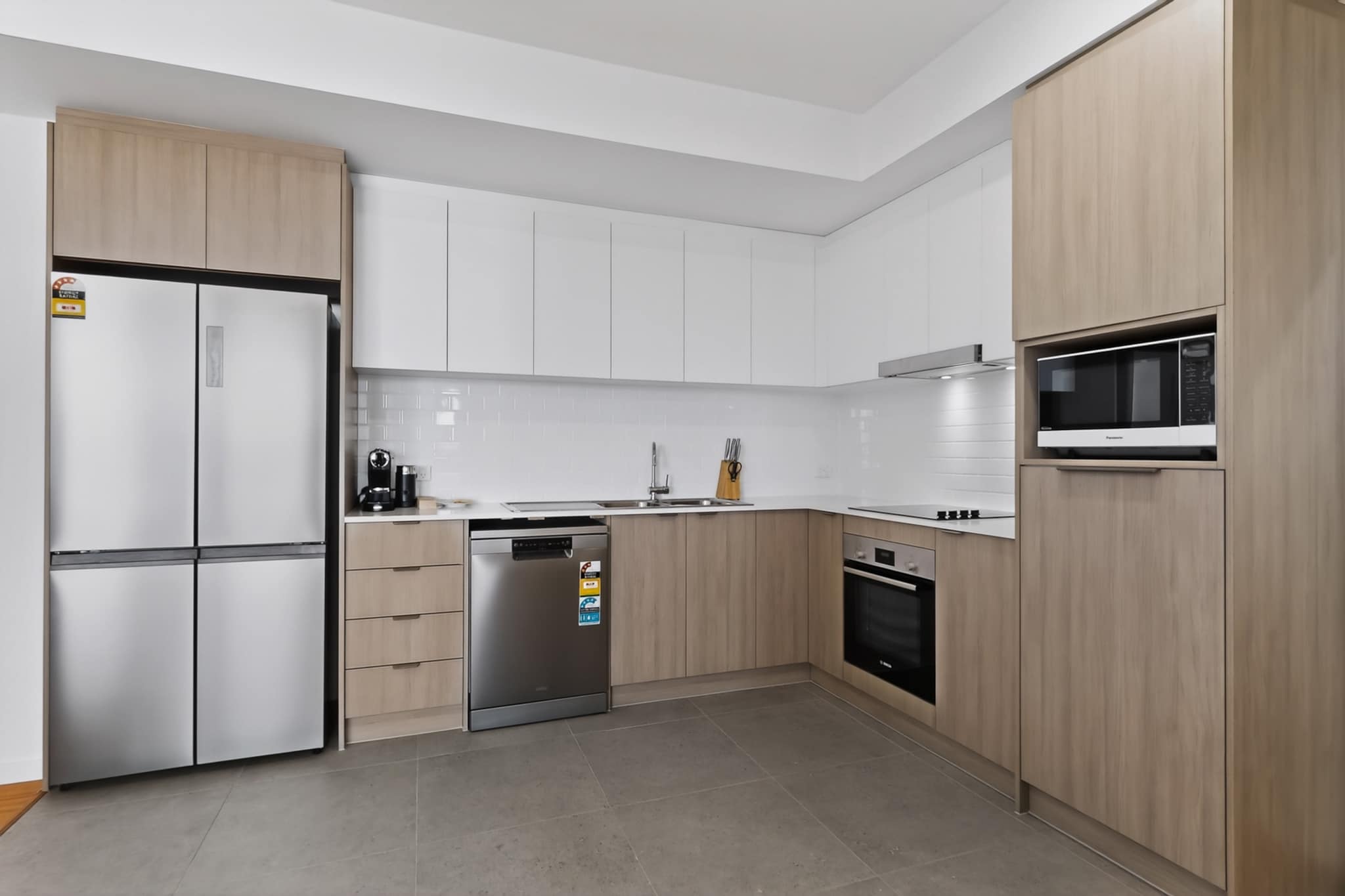 Brand-New 3-Bed Apartment with Scenic Views