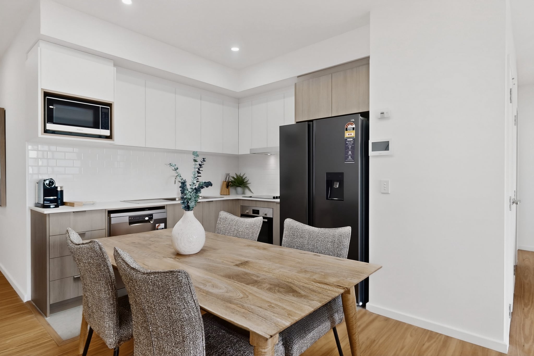 Newly Built Apartment Near Shops and Parks