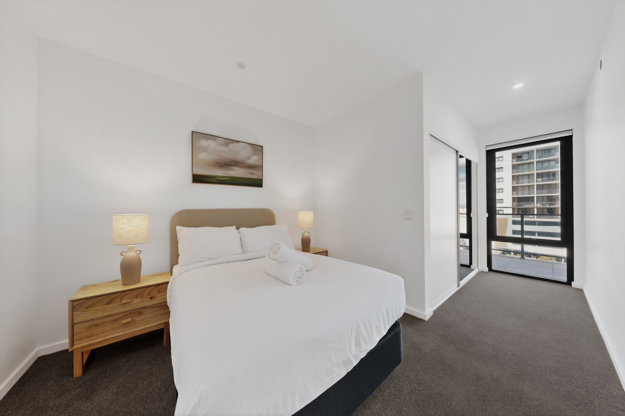 Newly Built 3 Bed Apartment with Onsite Parking