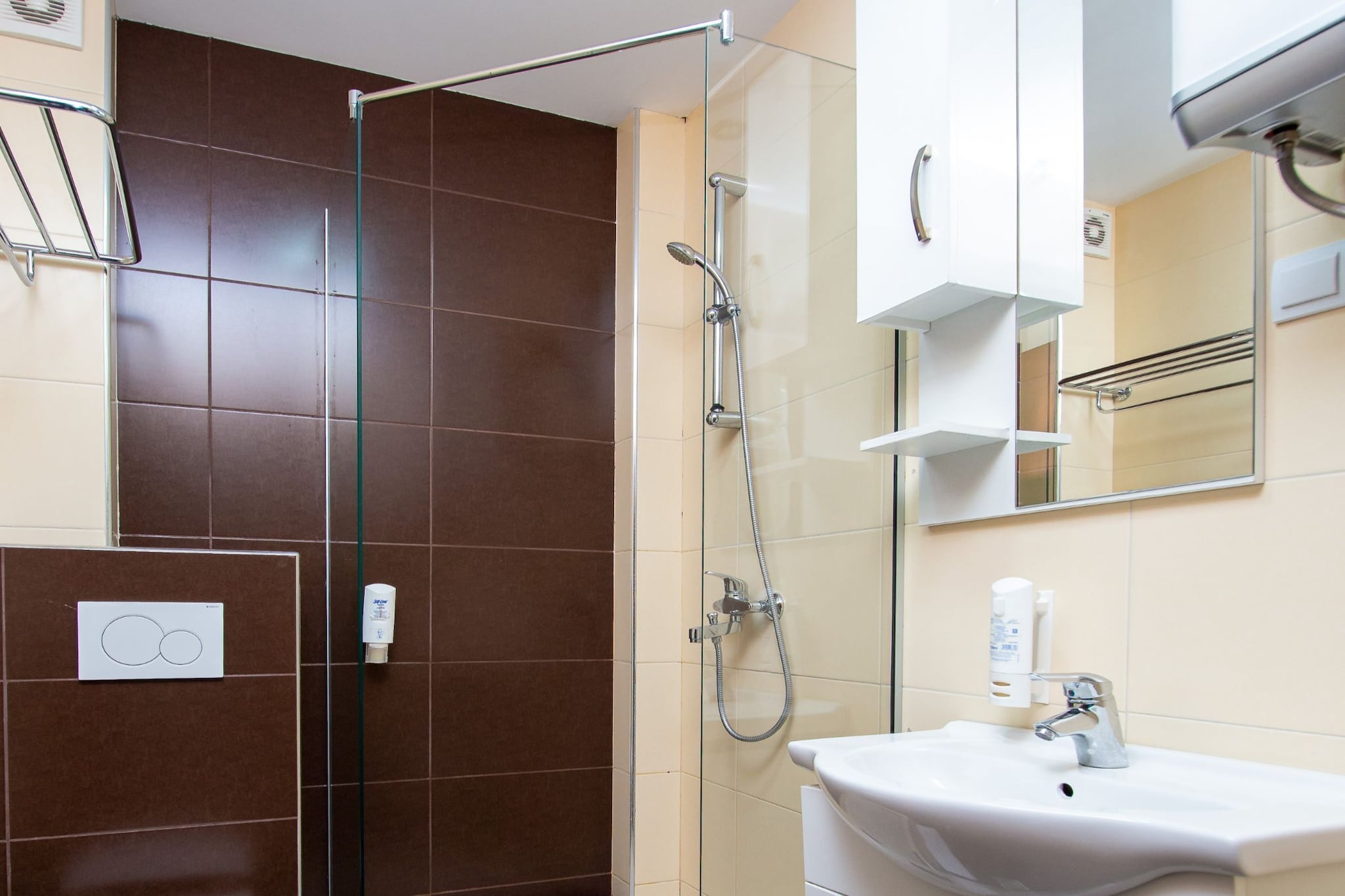 Hotel Princ- Standard Twin Room 305 - Bathroom