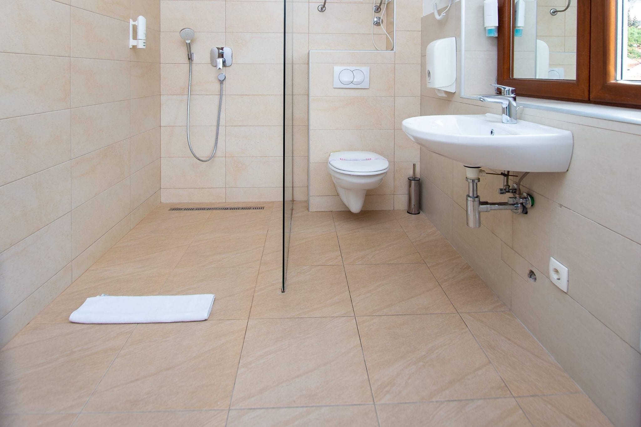 Hotel Princ- Standard Twin Room 305 - Bathroom