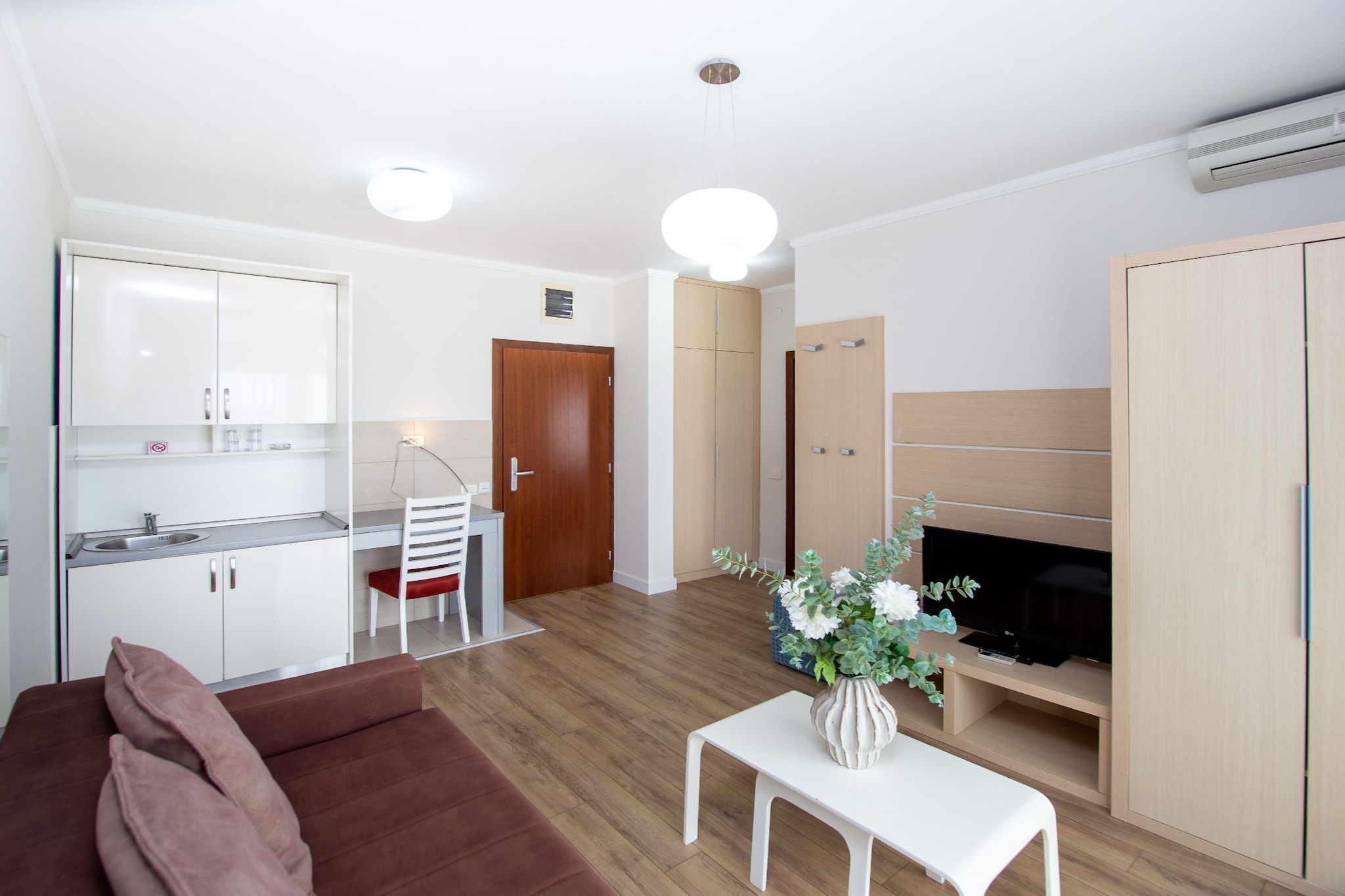 Hotel Princ- Standard Twin Room 305 - Living room