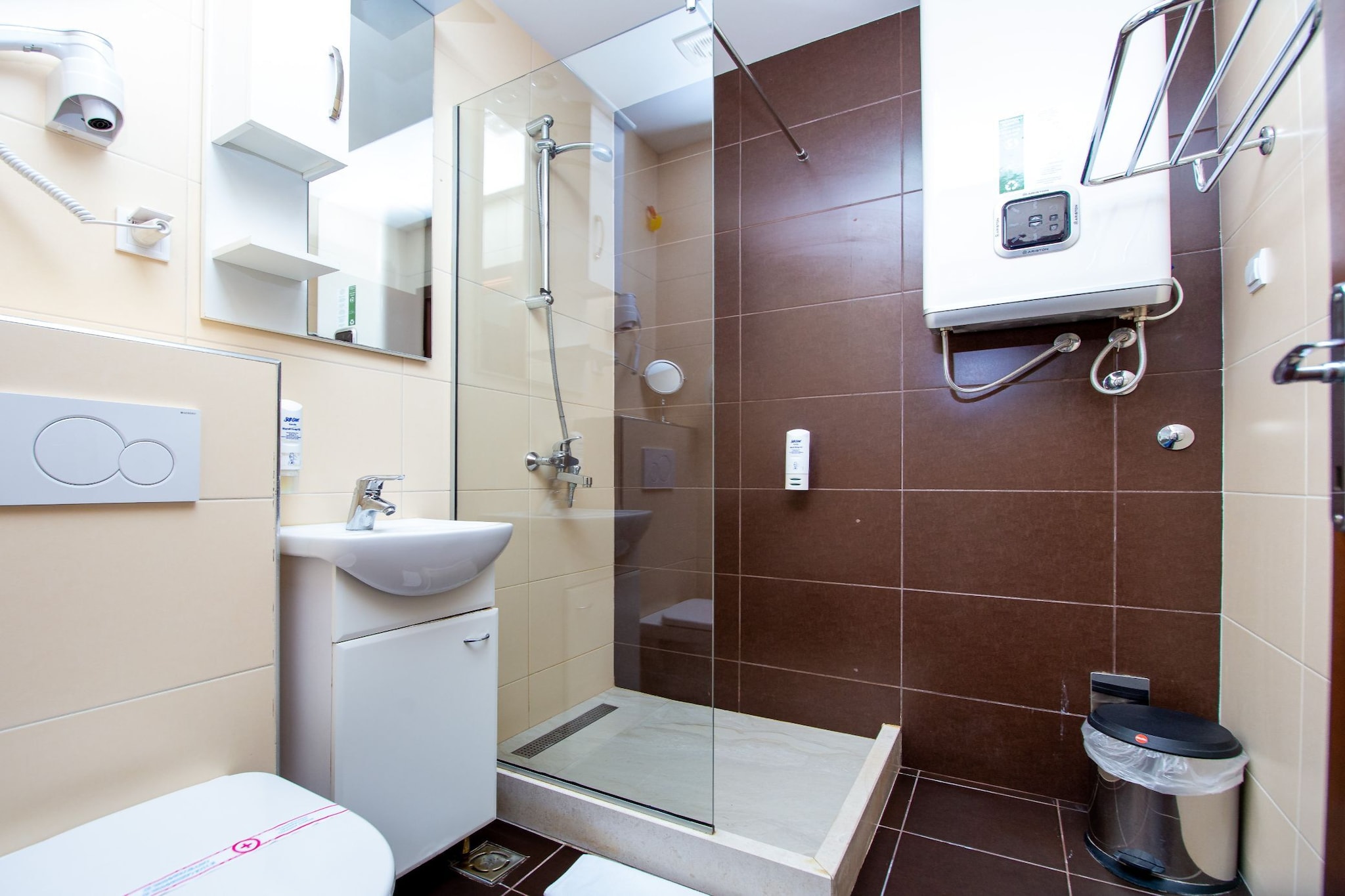 Hotel Princ- Standard Twin Room 305 - Bathroom