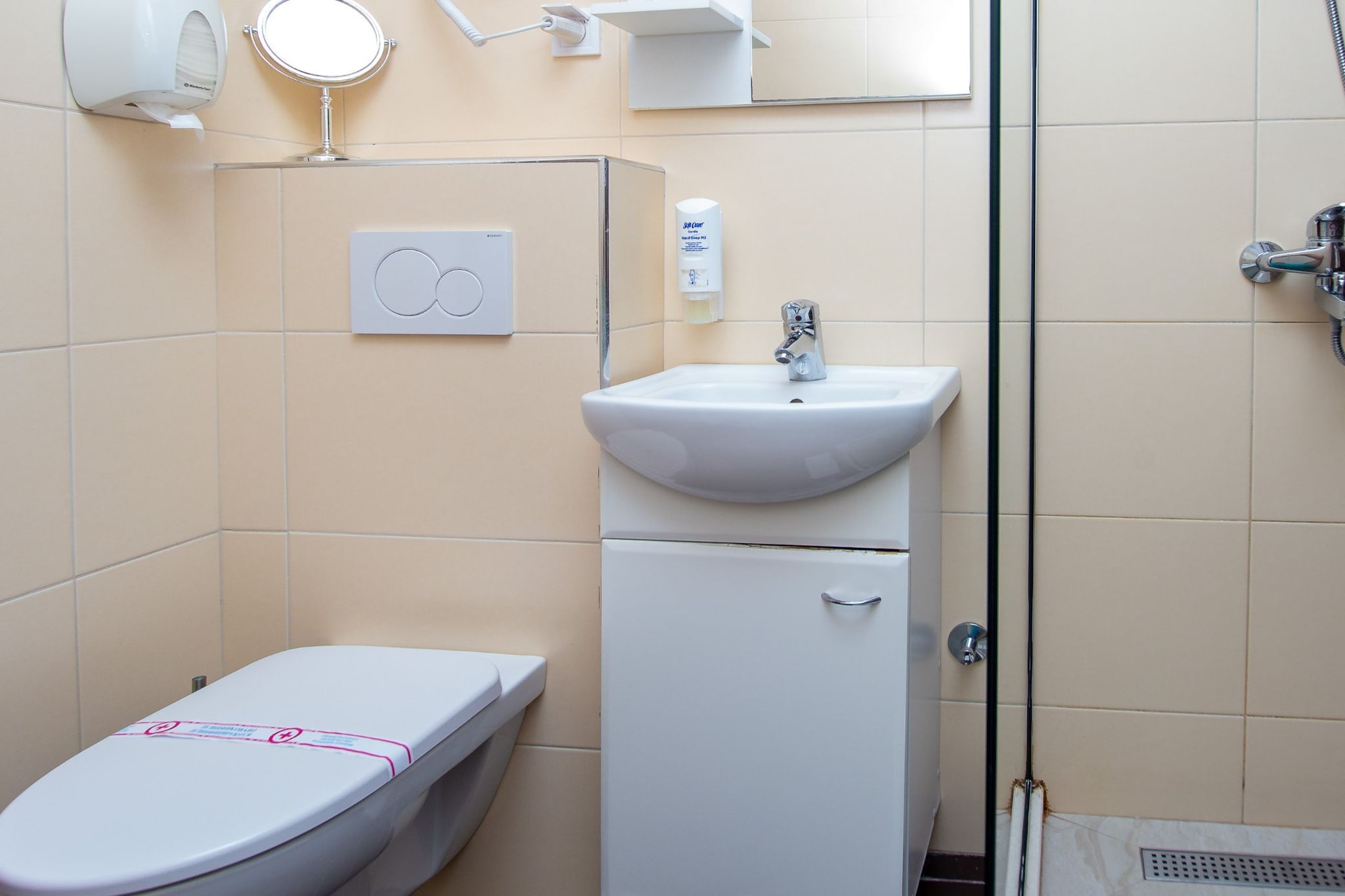 Hotel Princ- Standard Twin Room 305 - Bathroom