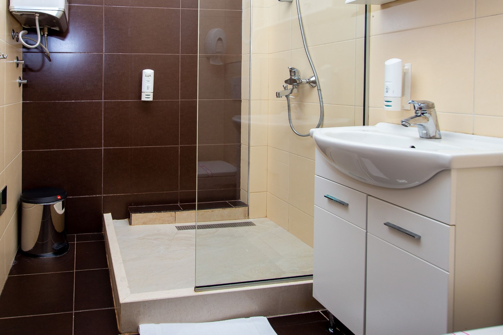 Hotel Princ- Standard Twin Room 305 - Bathroom