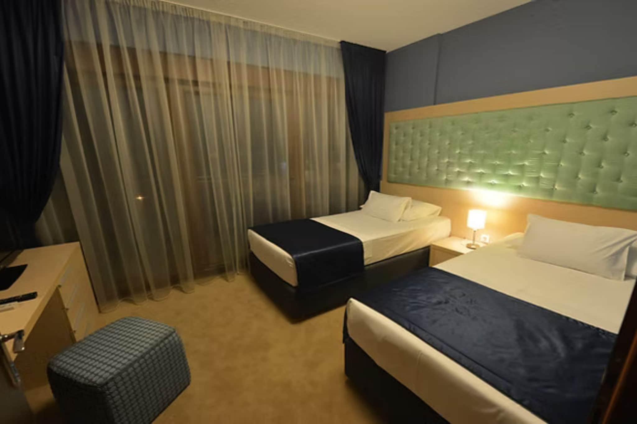 Hotel Princ-One Bedroom Suite with Twin Bed 107