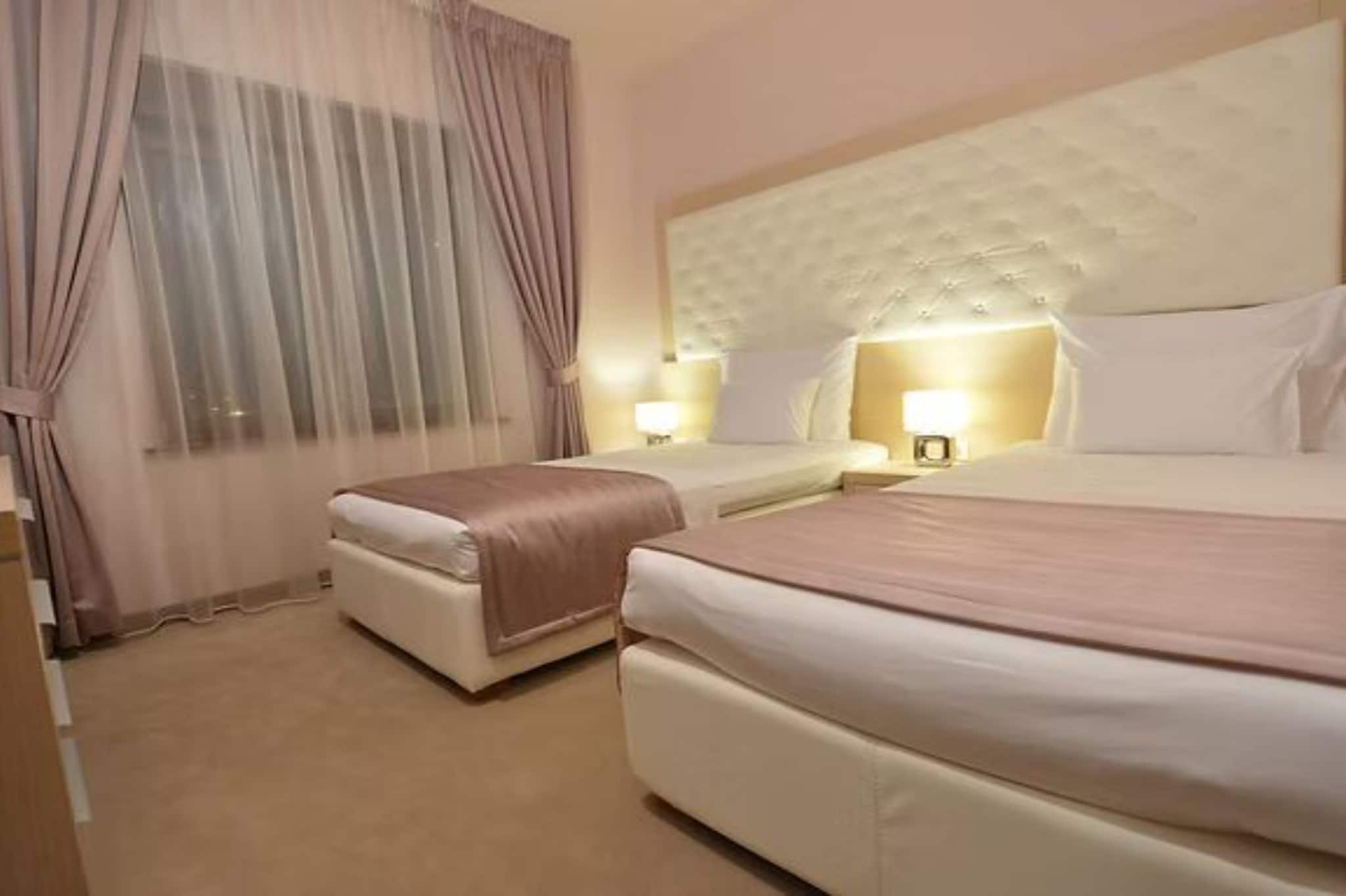 Hotel Princ - Two Bedroom Family Suite 308