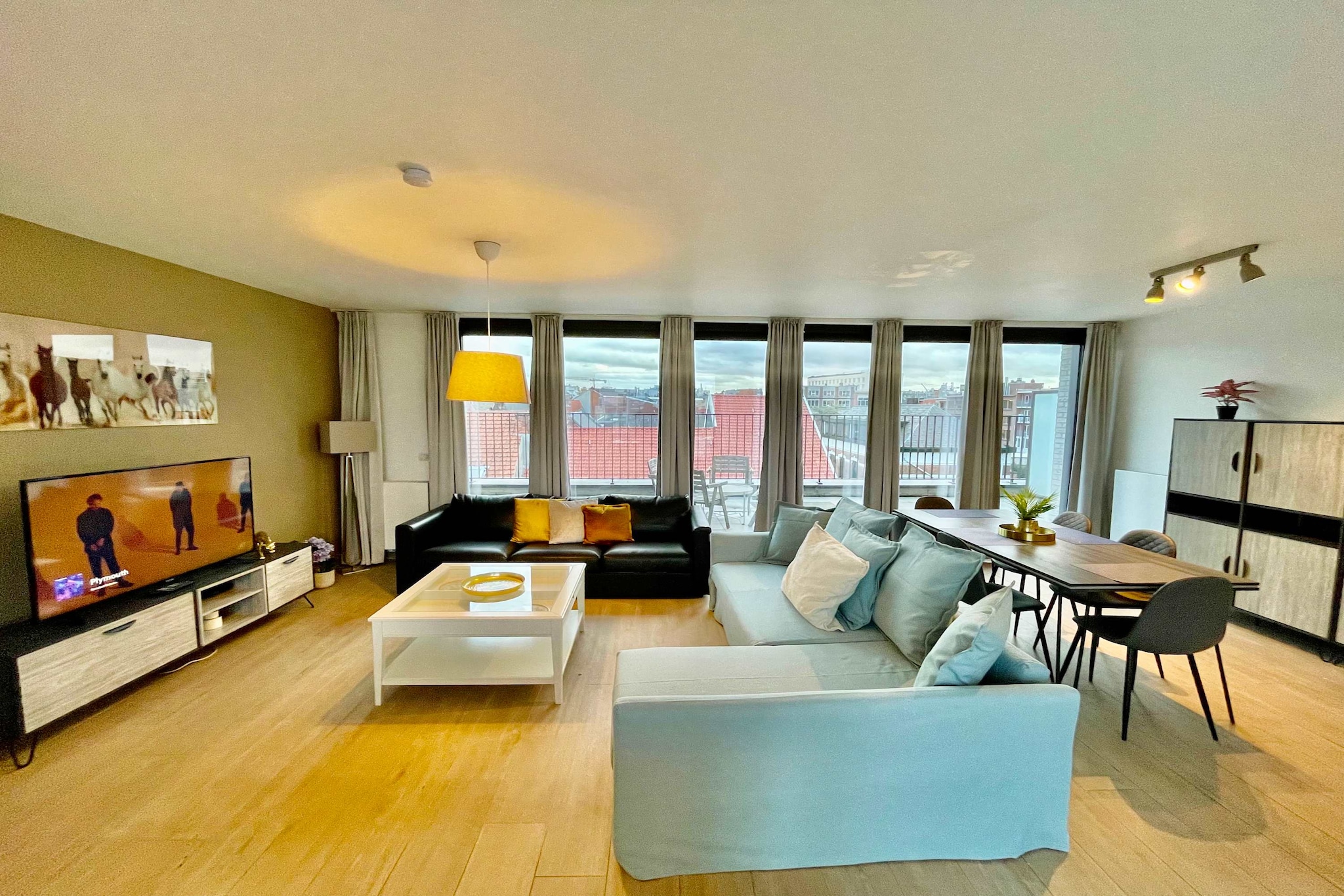 Sparkling Antwerp Penthouse near Hub