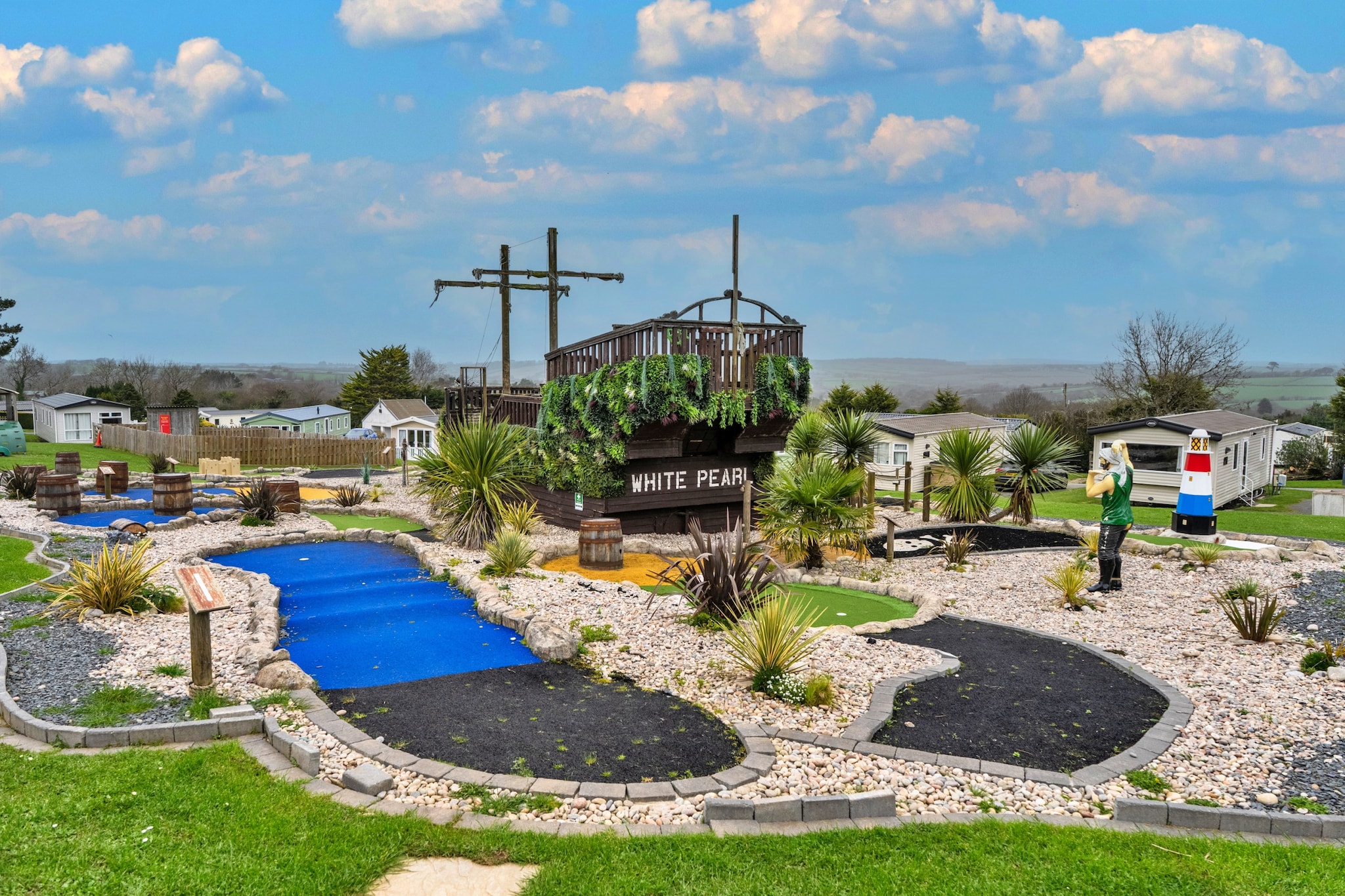 Pine Forest Lodge - Image-tags.resort