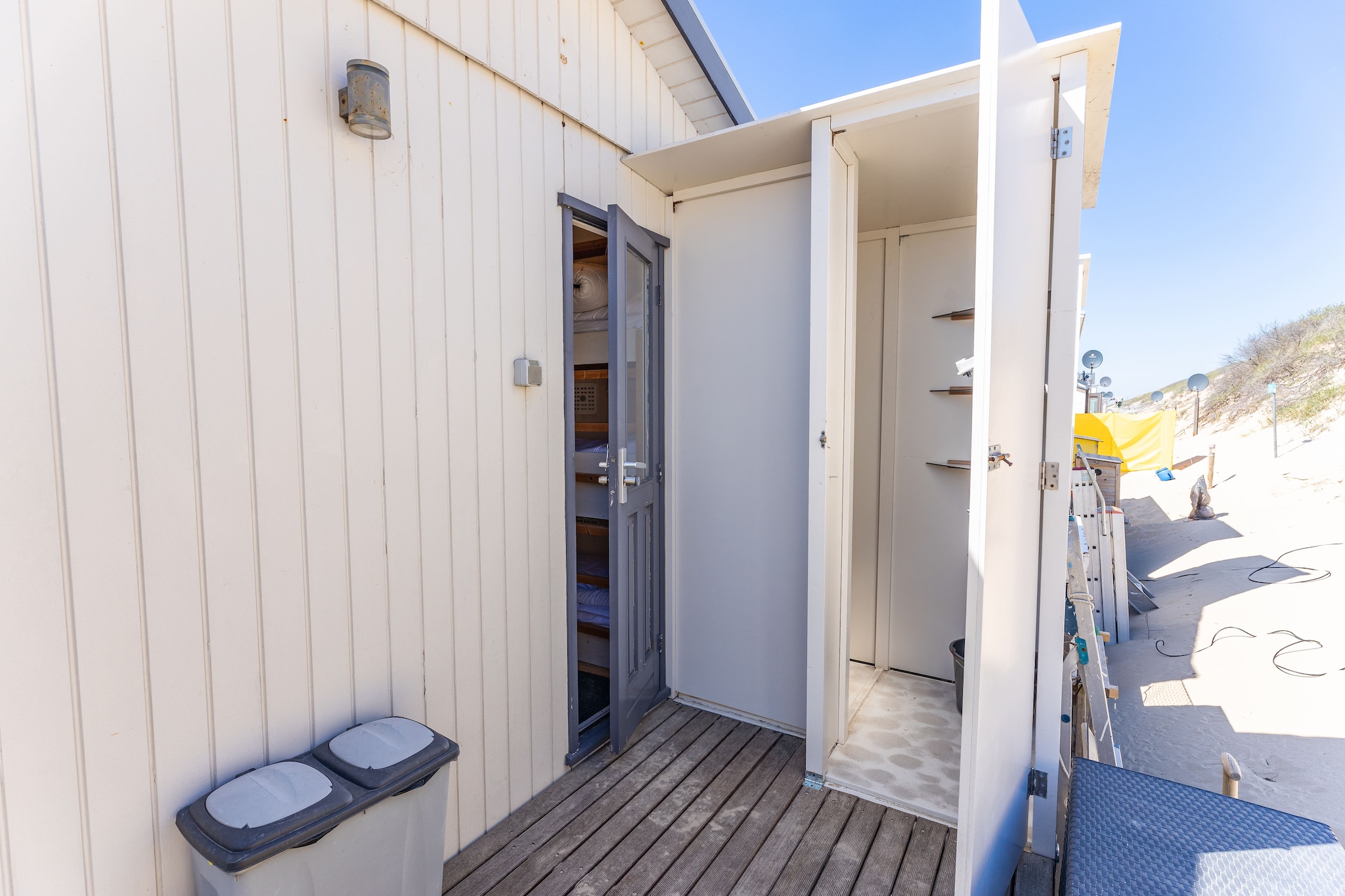 Beach sleep house near Dishoek directly by the sea with panoramic view and terrace, number 342 - Empfangshalle