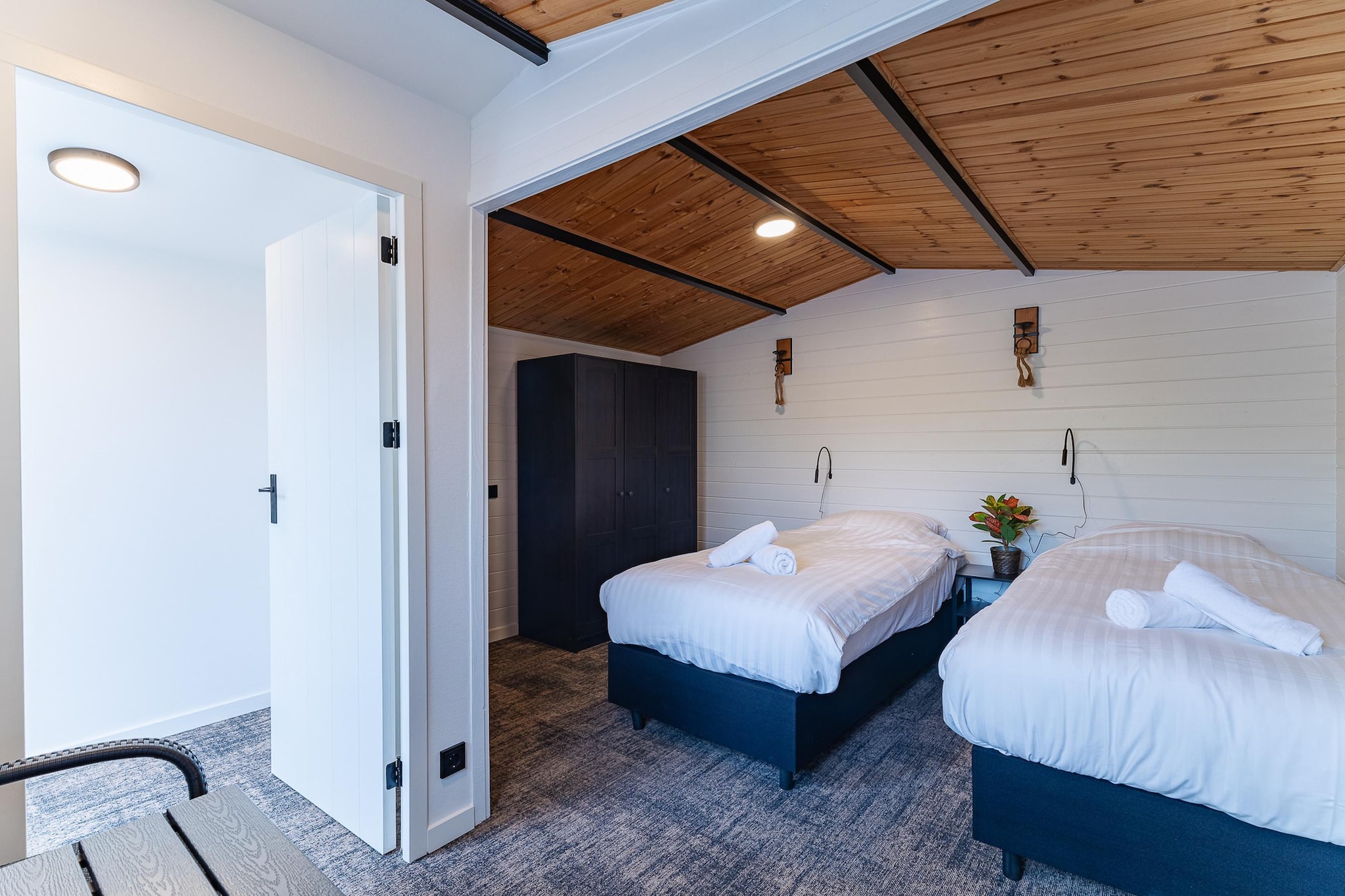 Bed Room