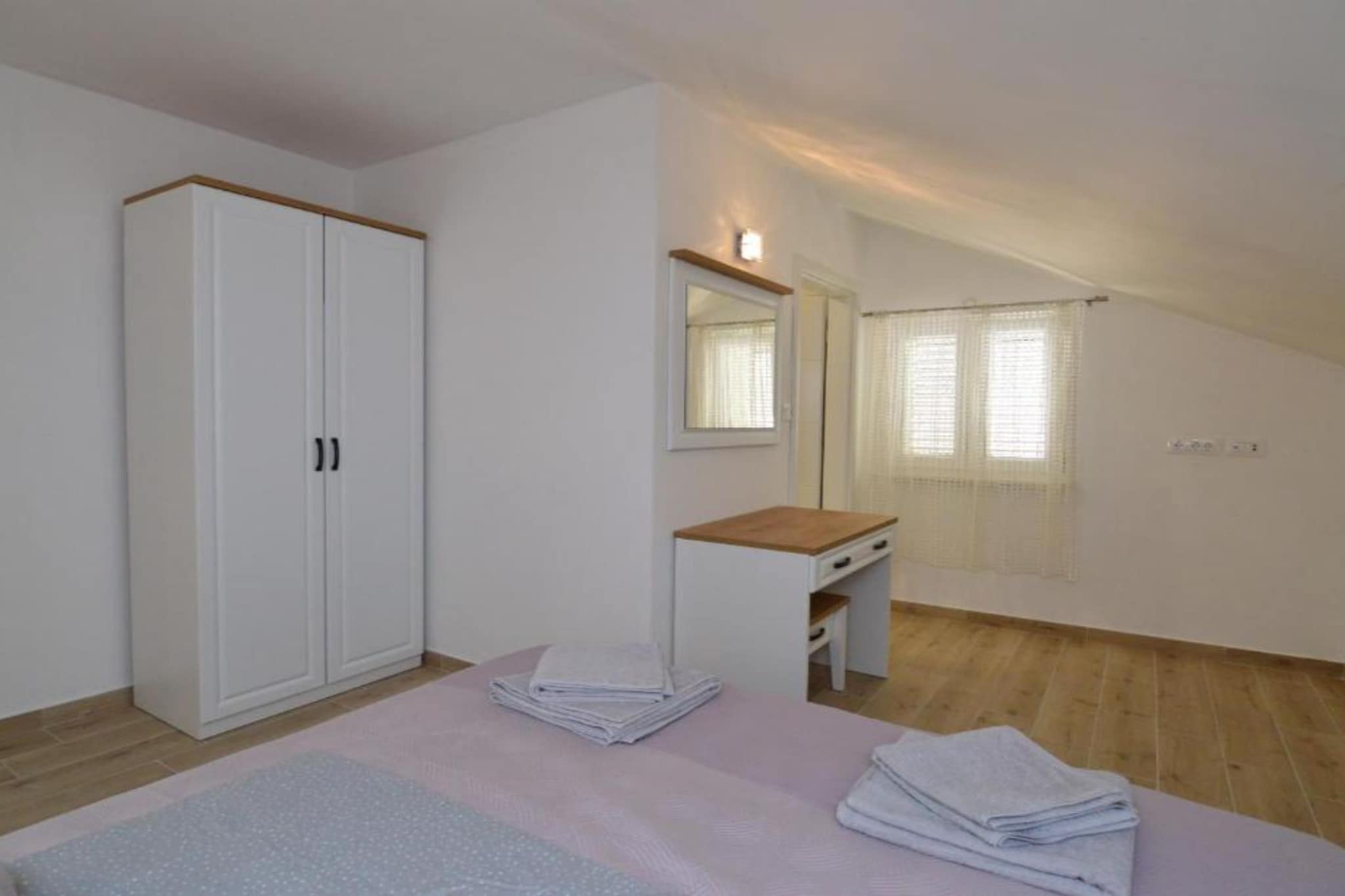 Sunset Bay Villa - Four Bedroom Holiday Home  with Terrace - Slaapkamer