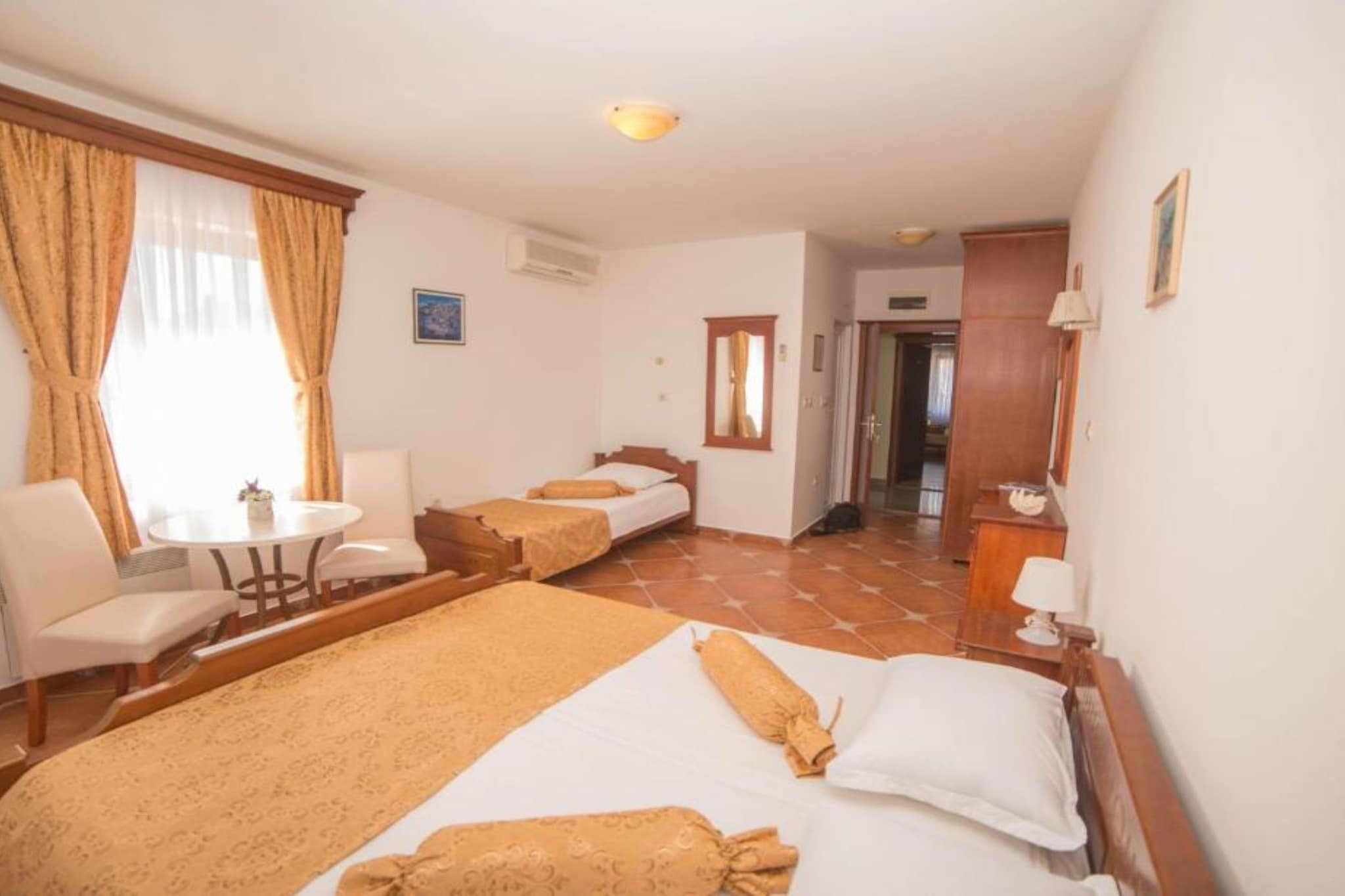 Fiammanti Hotel Montenegro-Triple Room with Balcony and Sea View 1